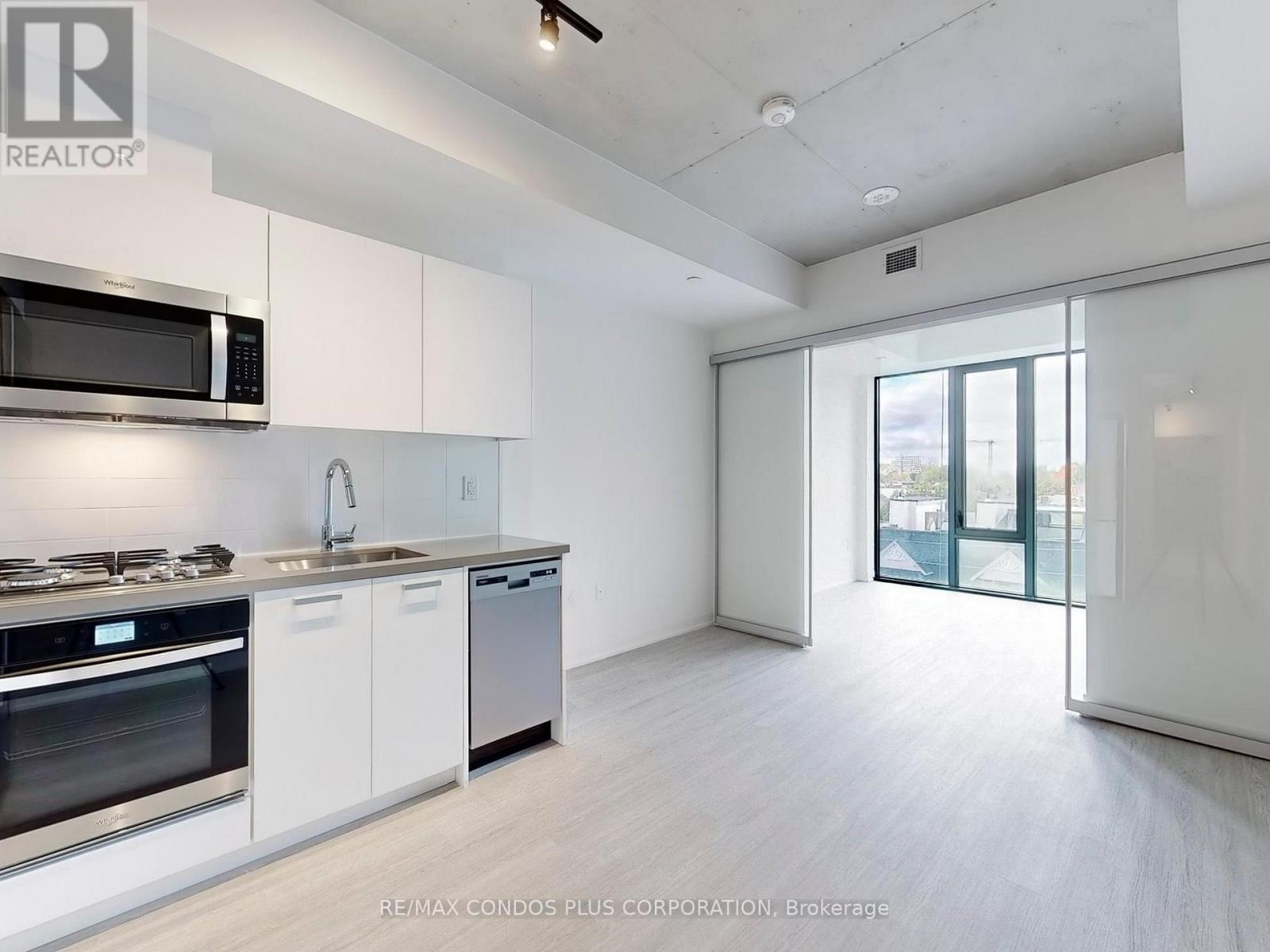 420 - 195 MCCAUL STREET, Toronto, Ontario