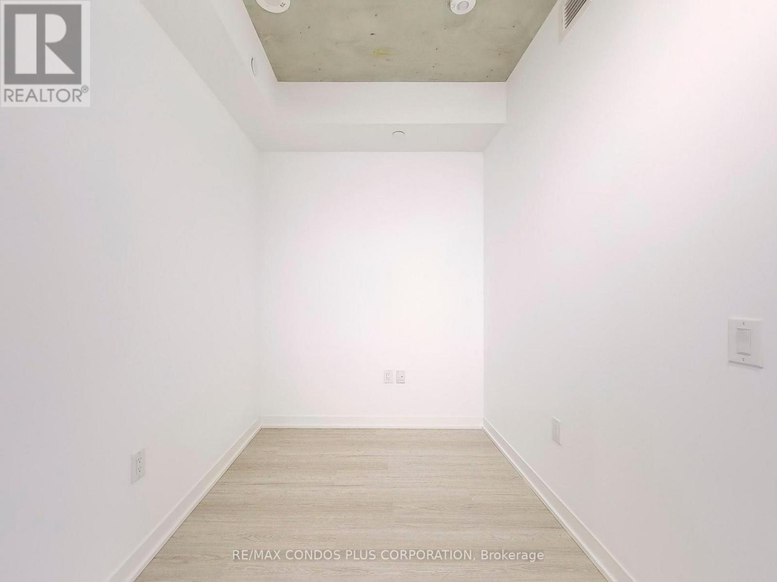 420 - 195 Mccaul Street, Toronto, Ontario  M5T 1W6 - Photo 25 - C12487145