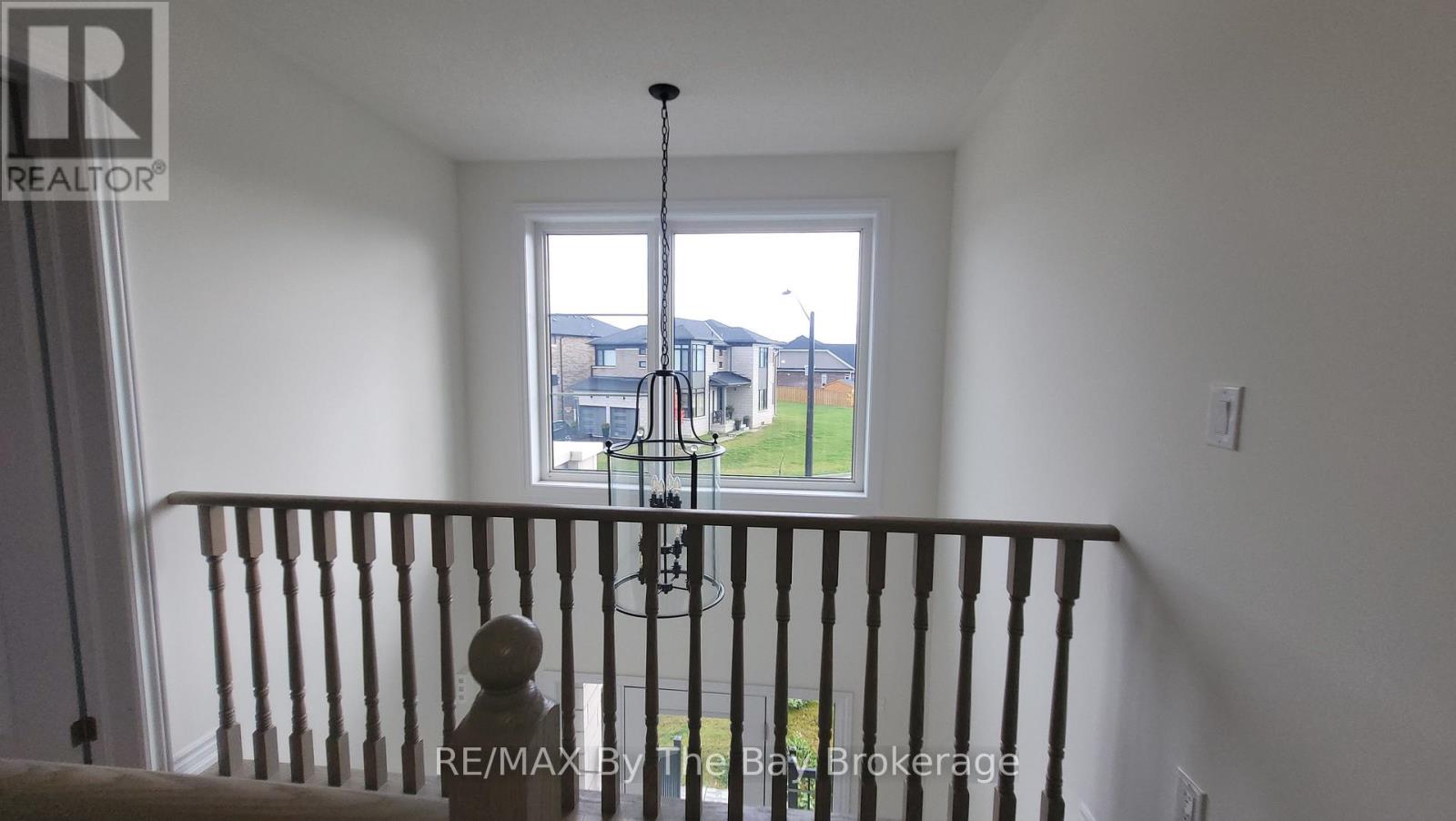 172 Rosanne Circle, Wasaga Beach, Ontario  L9Z 0N1 - Photo 20 - S12478851