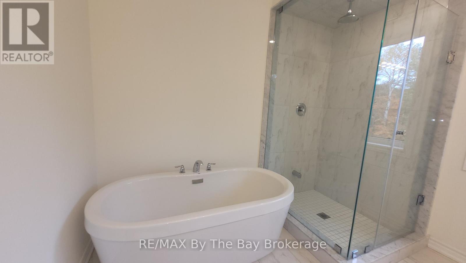 172 Rosanne Circle, Wasaga Beach, Ontario  L9Z 0N1 - Photo 26 - S12478851