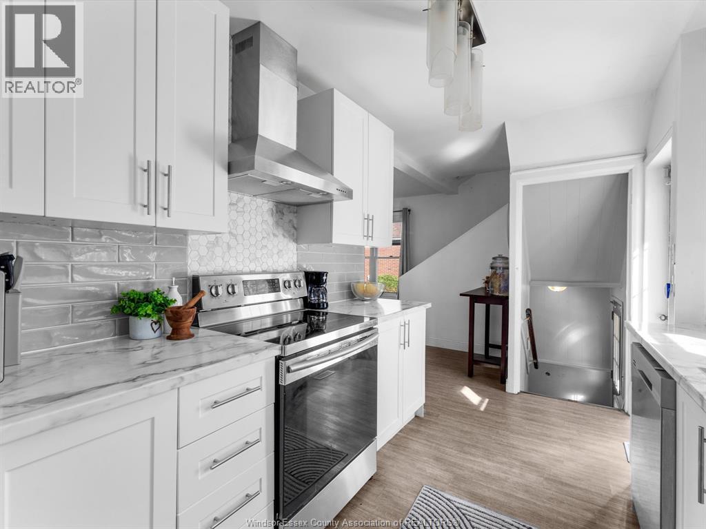 46 Wilson Avenue, Chatham, Ontario  N7L 1K7 - Photo 6 - 25027426