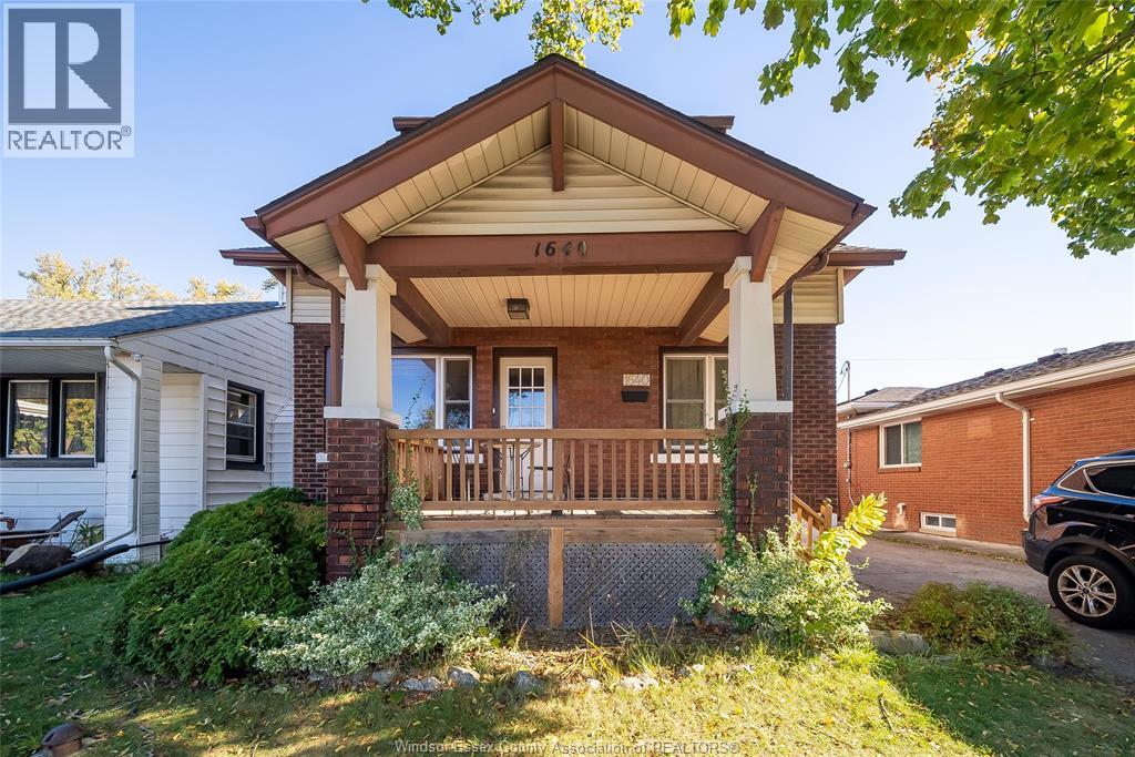 1640 PILLETTE ROAD, Windsor, Ontario