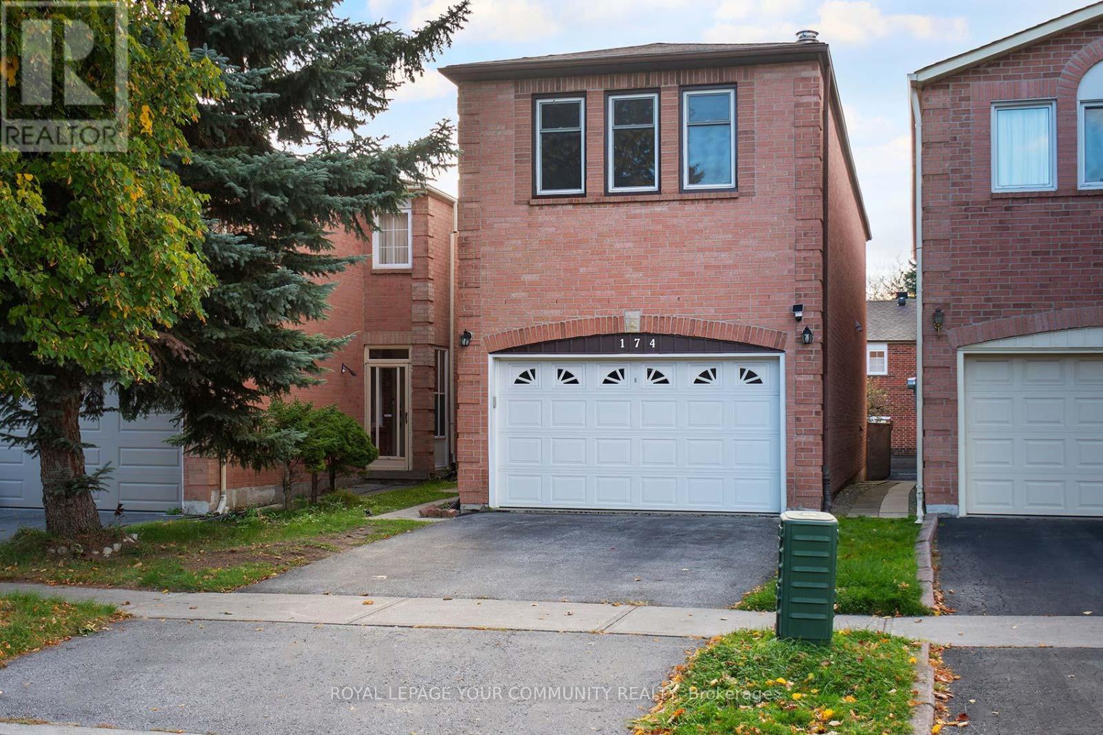 174 ROXANNE CRESCENT, Toronto, Ontario