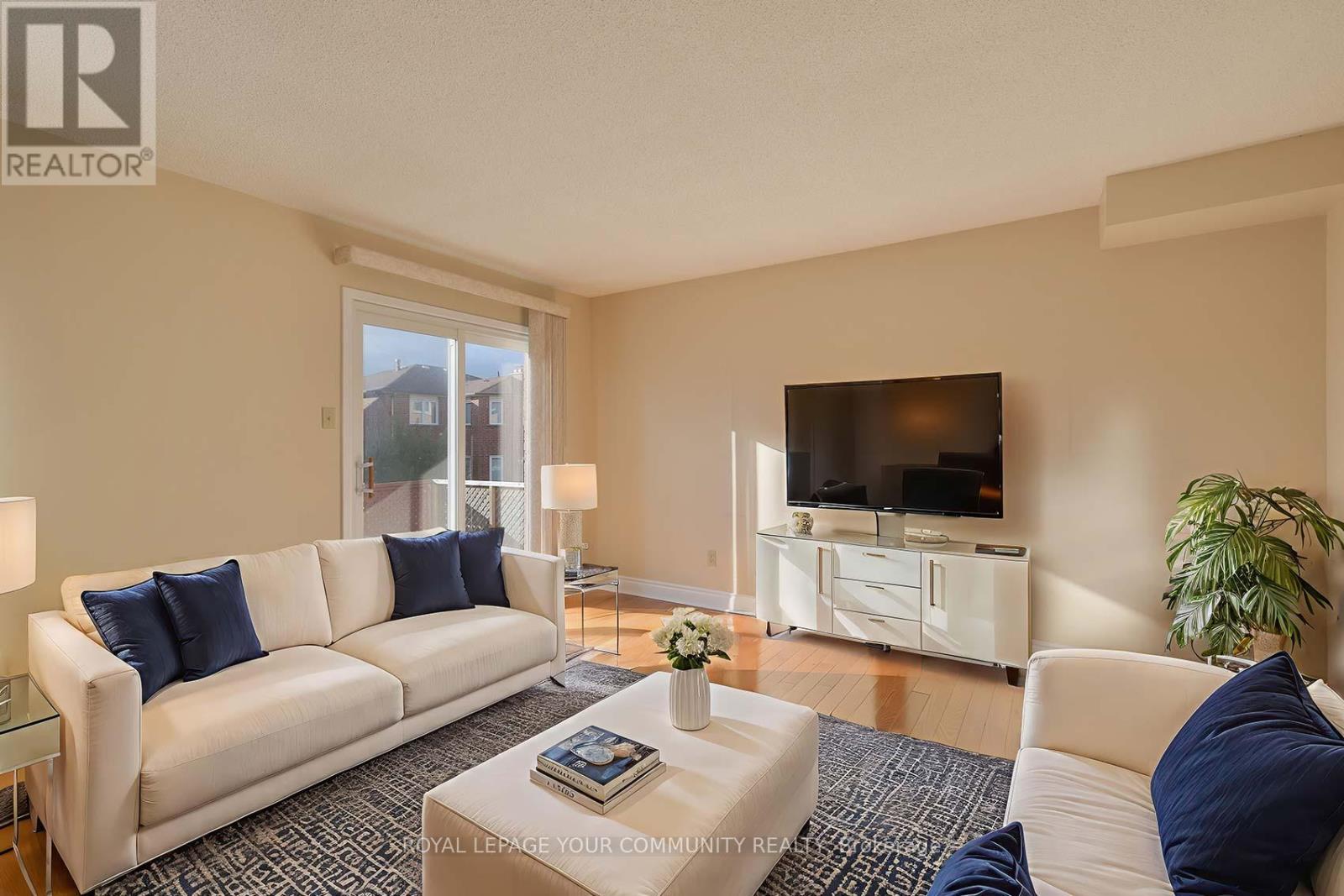 174 Roxanne Crescent, Toronto, Ontario  M1V 4G7 - Photo 9 - E12487109