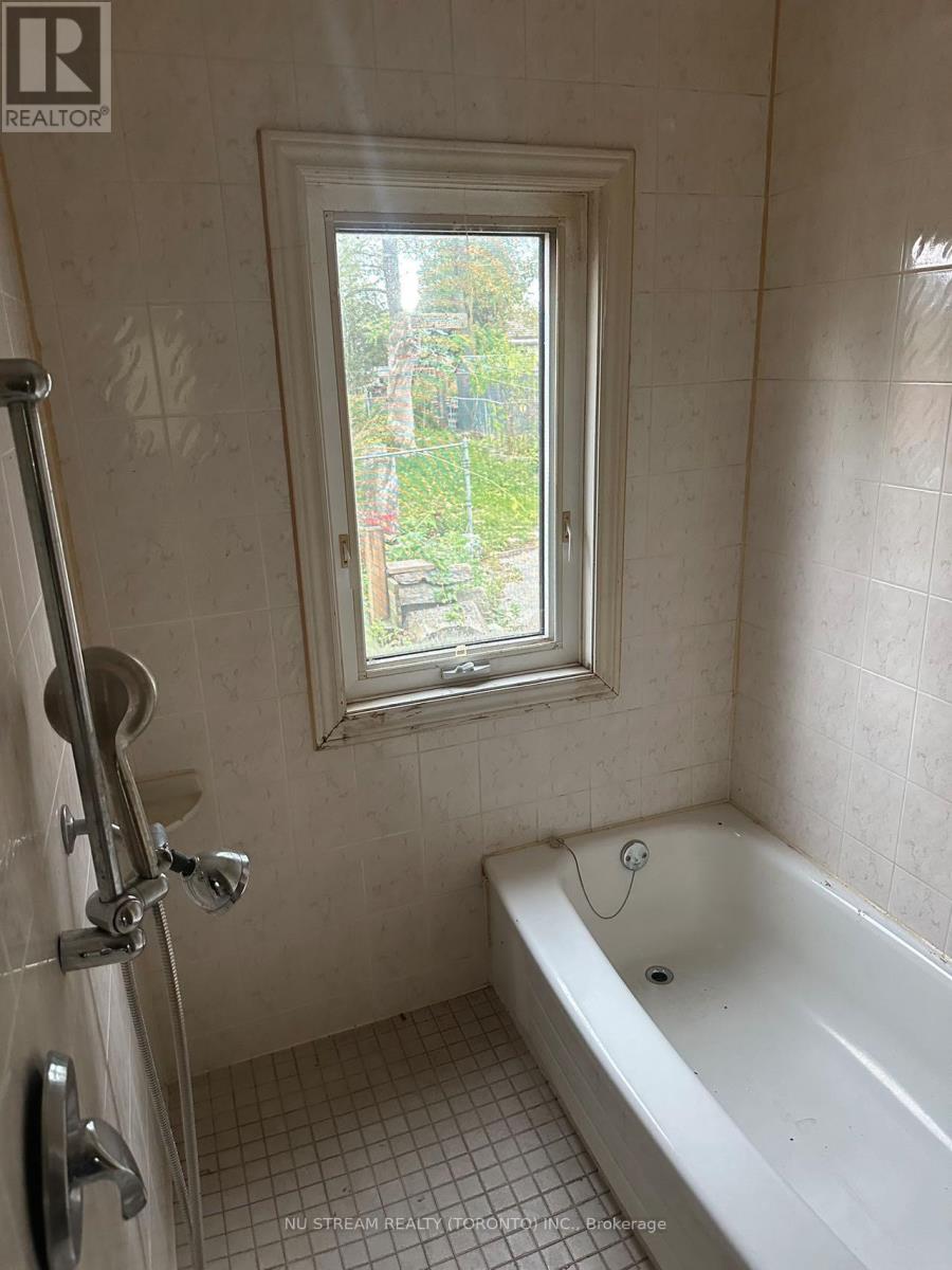 91 Haslam Street, Toronto, Ontario  M6H 1W8 - Photo 3 - E12487130