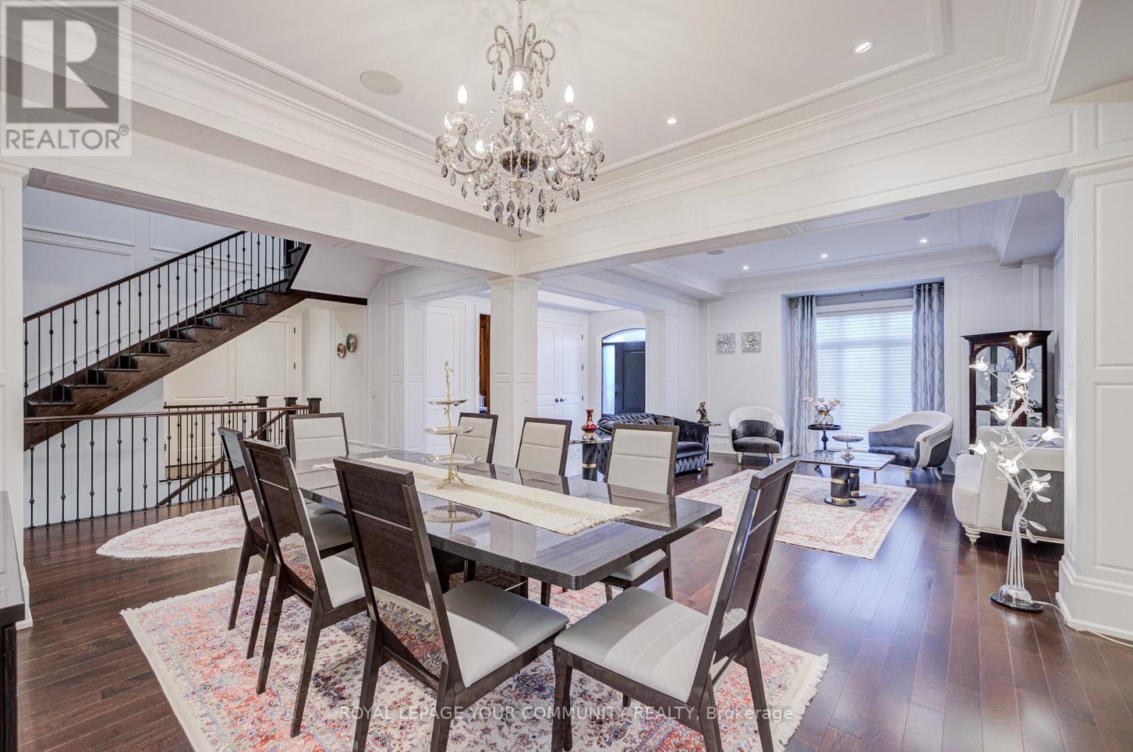 61 Headwater Crescent, Richmond Hill, Ontario  L4E 0T2 - Photo 2 - N12460510