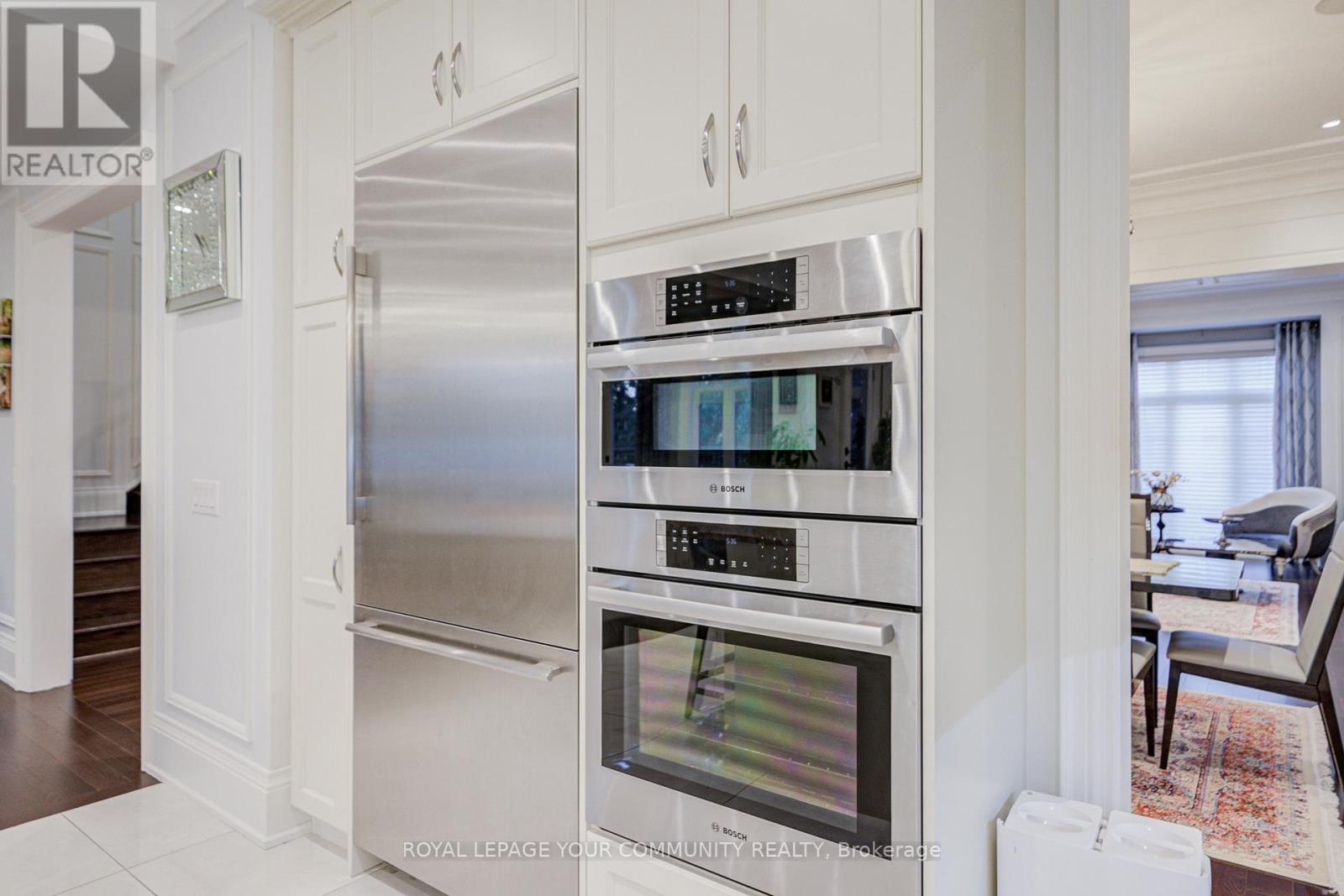 61 Headwater Crescent, Richmond Hill, Ontario  L4E 0T2 - Photo 7 - N12460510