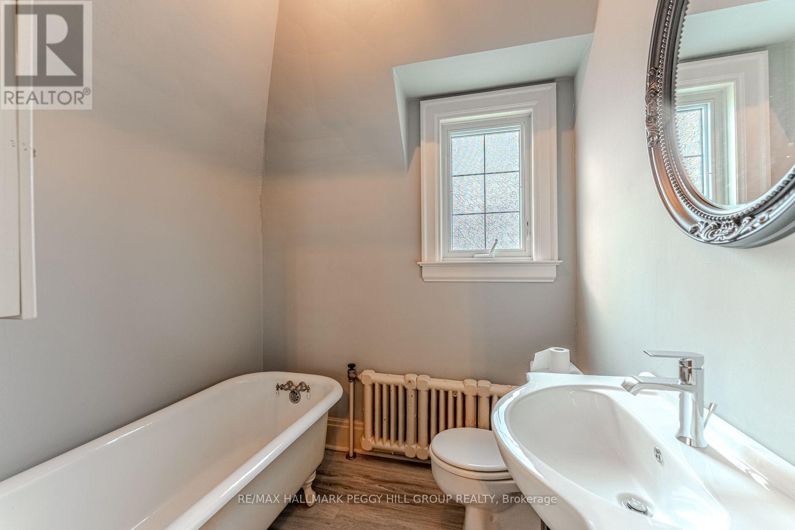 60 High Street, Barrie, Ontario  L4N 1W4 - Photo 20 - S12480071