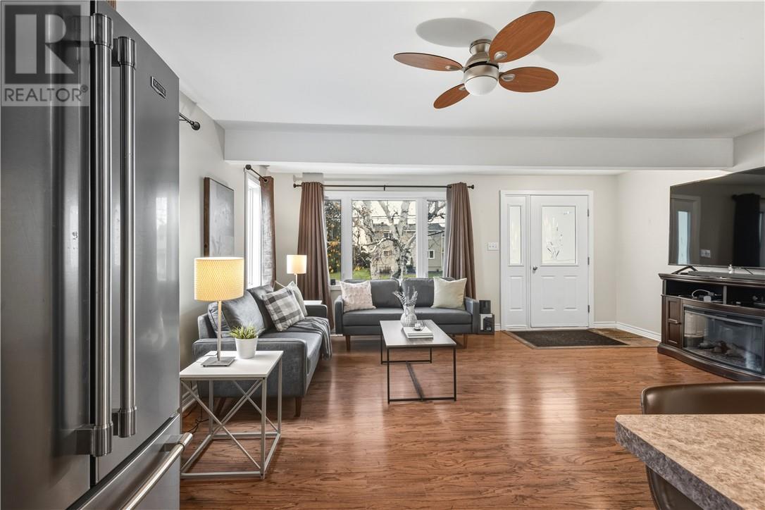 2961 Main Street, Blezard Valley, Ontario  P0M 1E0 - Photo 4 - 2125401