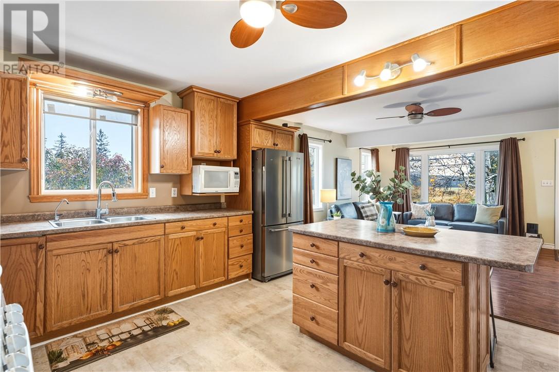 2961 Main Street, Blezard Valley, Ontario  P0M 1E0 - Photo 7 - 2125401