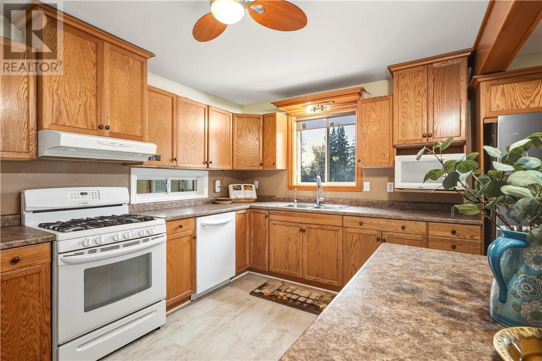 2961 Main Street, Blezard Valley, Ontario  P0M 1E0 - Photo 9 - 2125401