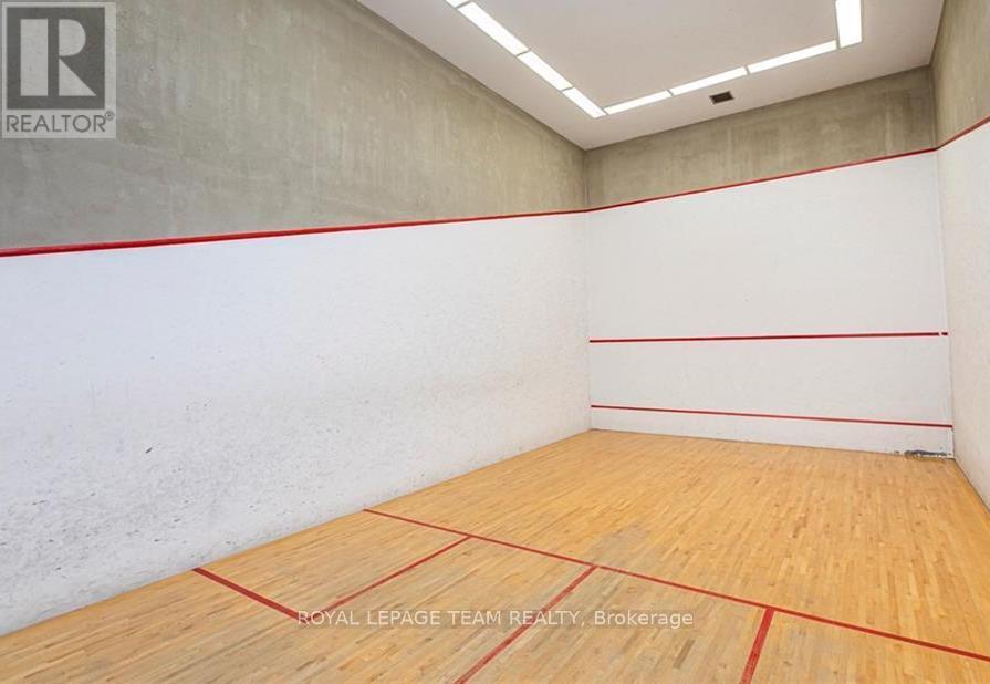 102 - 2760 Carousel Crescent, Ottawa, Ontario  K1T 2N4 - Photo 22 - X12463159