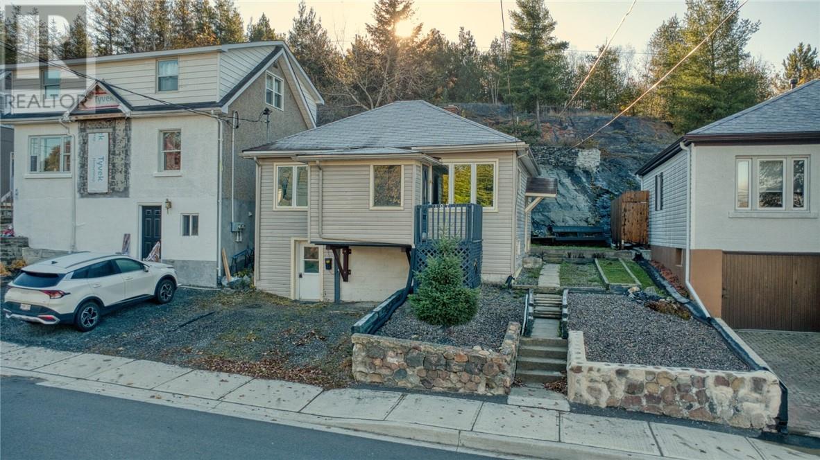 197 Hyland Drive, Greater Sudbury, Ontario
