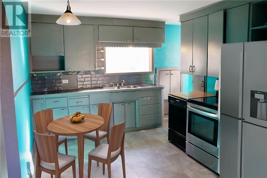 197 Hyland Drive, Greater Sudbury, Ontario  P3E 1R7 - Photo 2 - 2125398