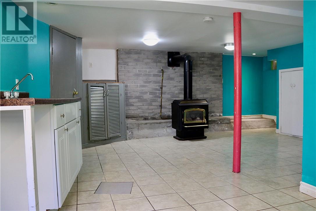 197 Hyland Drive, Greater Sudbury, Ontario  P3E 1R7 - Photo 6 - 2125398