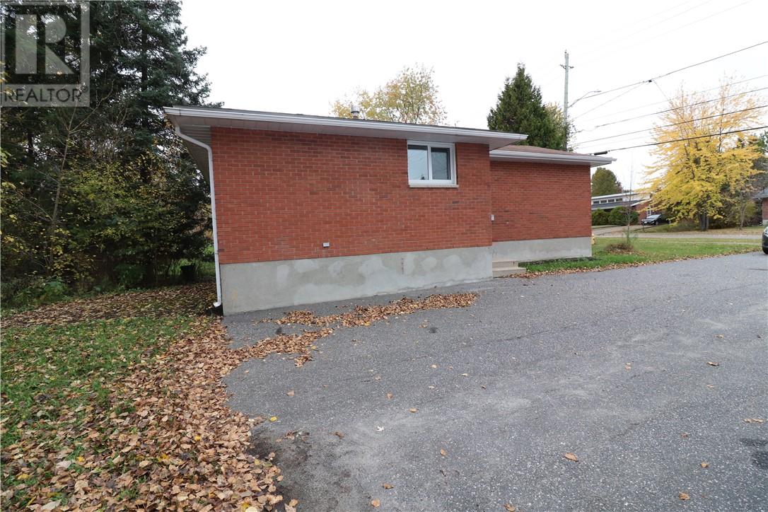 2151 Madison Avenue, Sudbury, Ontario  P3A 2P7 - Photo 30 - 2125391