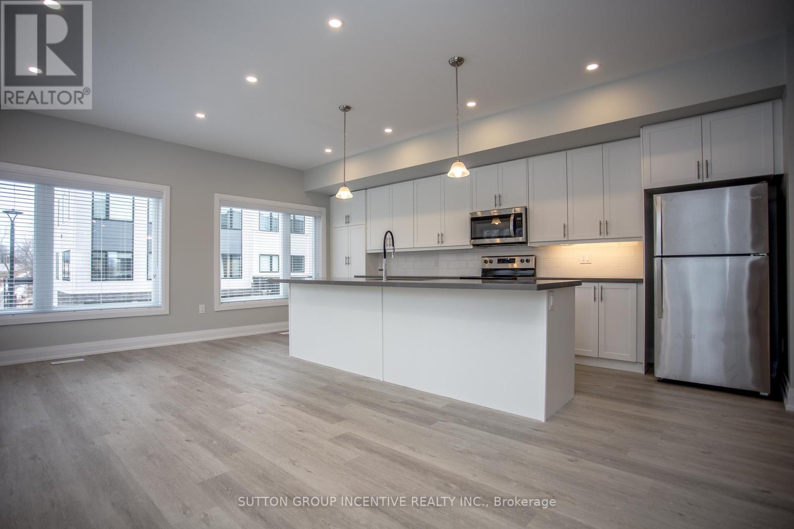 1497 Purchase Place, Innisfil (Lefroy), Ontario  L0L 1W0 - Photo 8 - N12487115