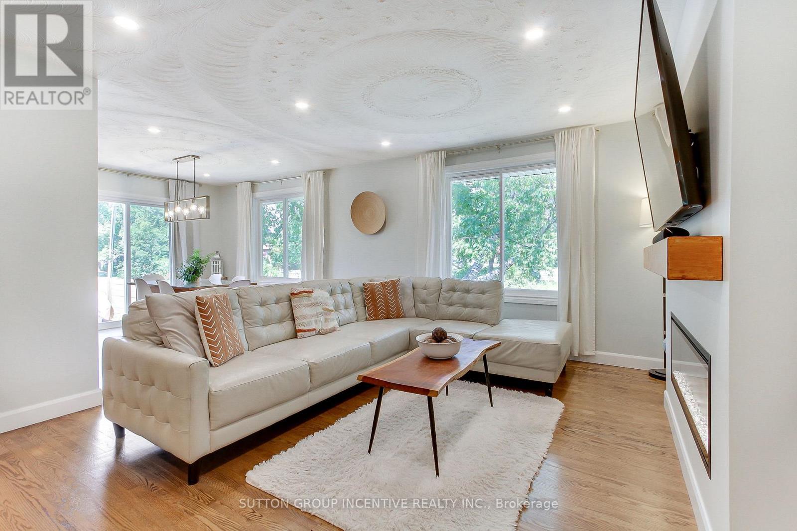 50 Marine Drive, Innisfil, Ontario  L0L 1R0 - Photo 11 - N12487118