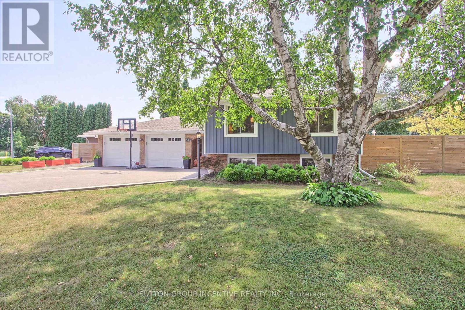 50 Marine Drive, Innisfil, Ontario  L0L 1R0 - Photo 3 - N12487118