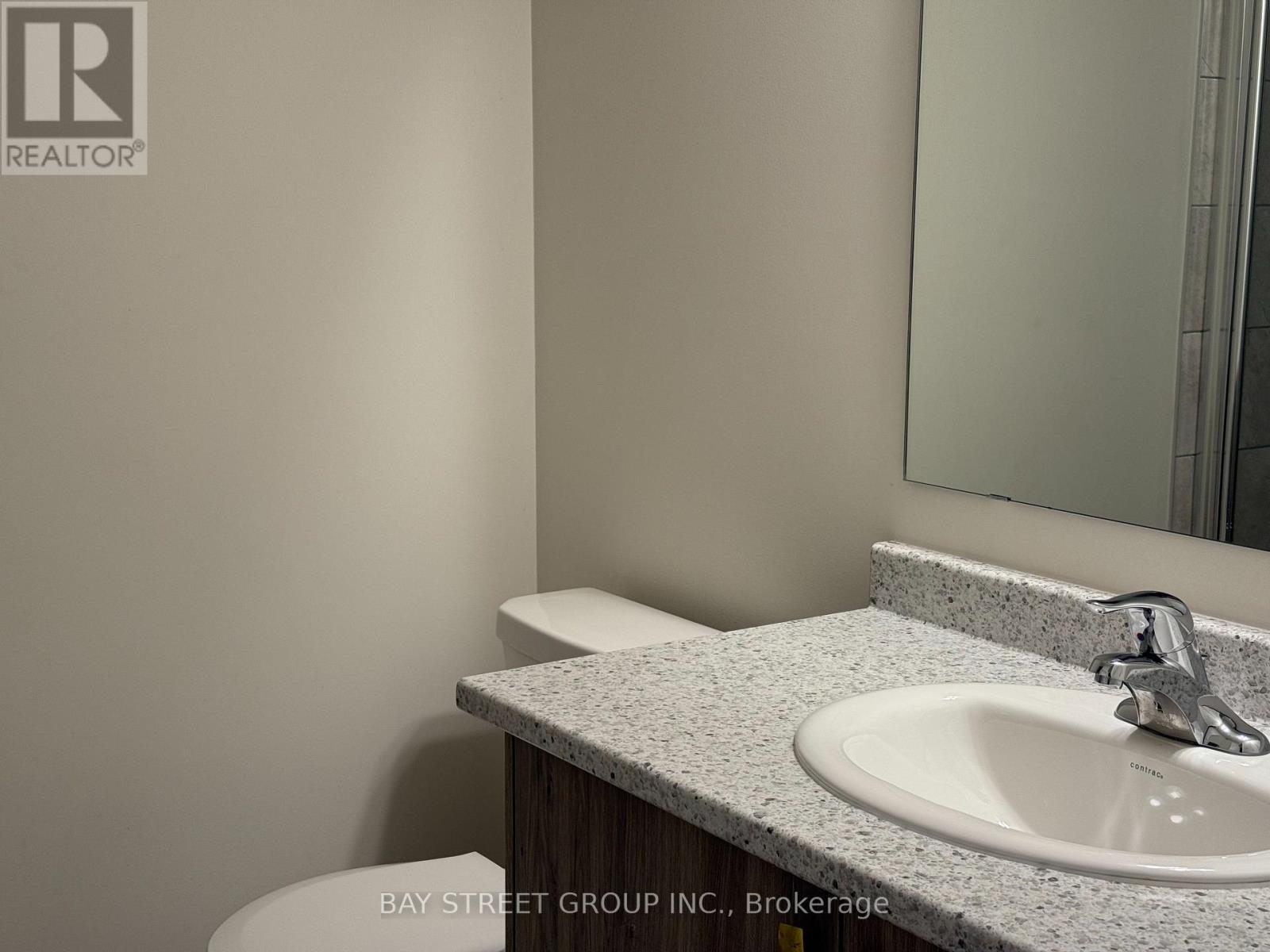 96 Stauffer Crescent, Markham, Ontario  L6B 1R1 - Photo 4 - N12487122
