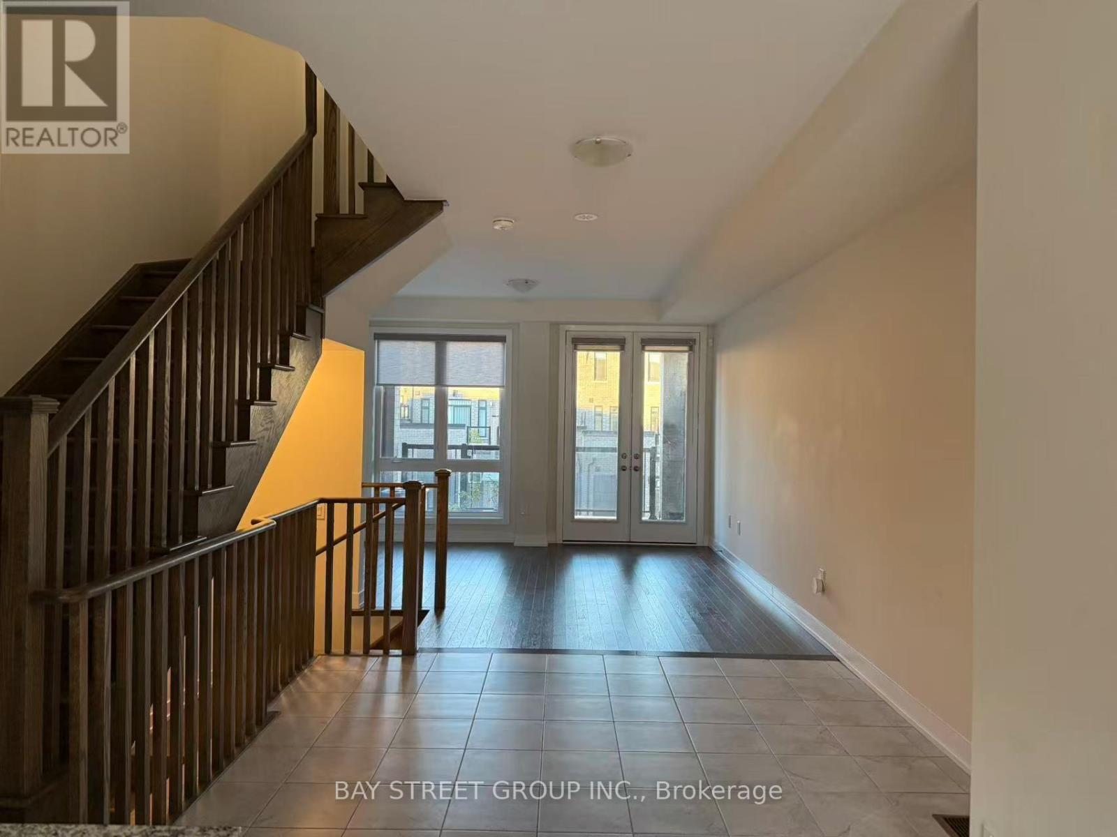 96 Stauffer Crescent, Markham, Ontario  L6B 1R1 - Photo 8 - N12487122