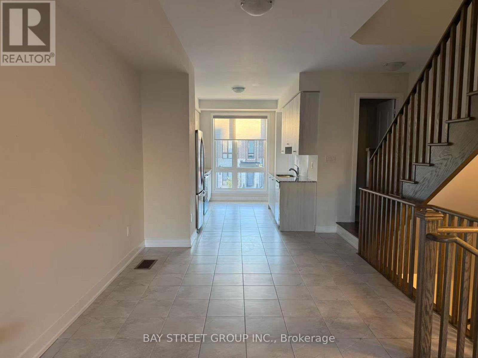 96 Stauffer Crescent, Markham, Ontario  L6B 1R1 - Photo 9 - N12487122