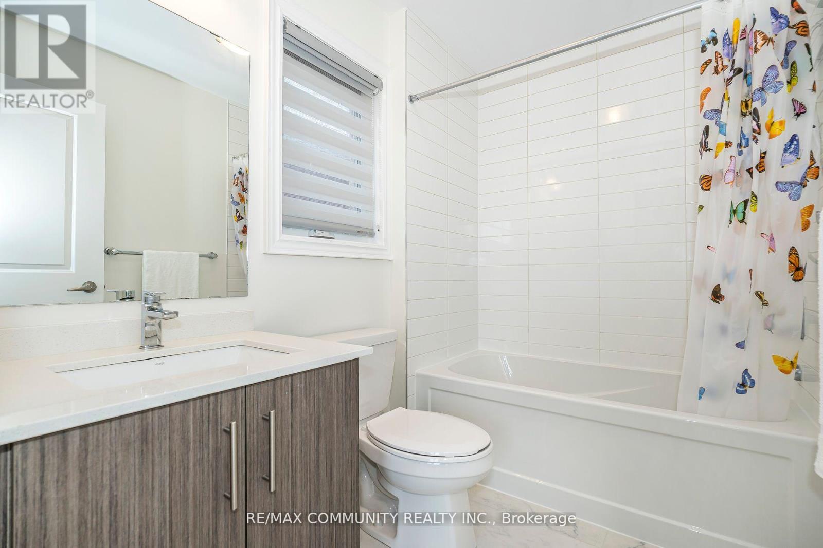 146 Wandering Glider Trail, Bradford West Gwillimbury, Ontario  L3Z 2A5 - Photo 33 - N12487128