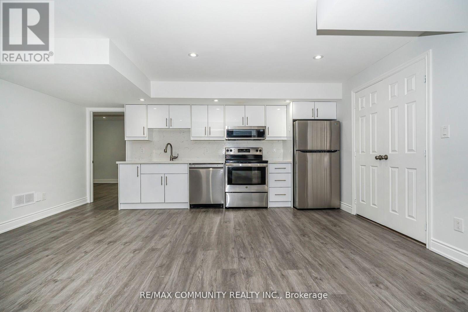 146 Wandering Glider Trail, Bradford West Gwillimbury, Ontario  L3Z 2A5 - Photo 37 - N12487128