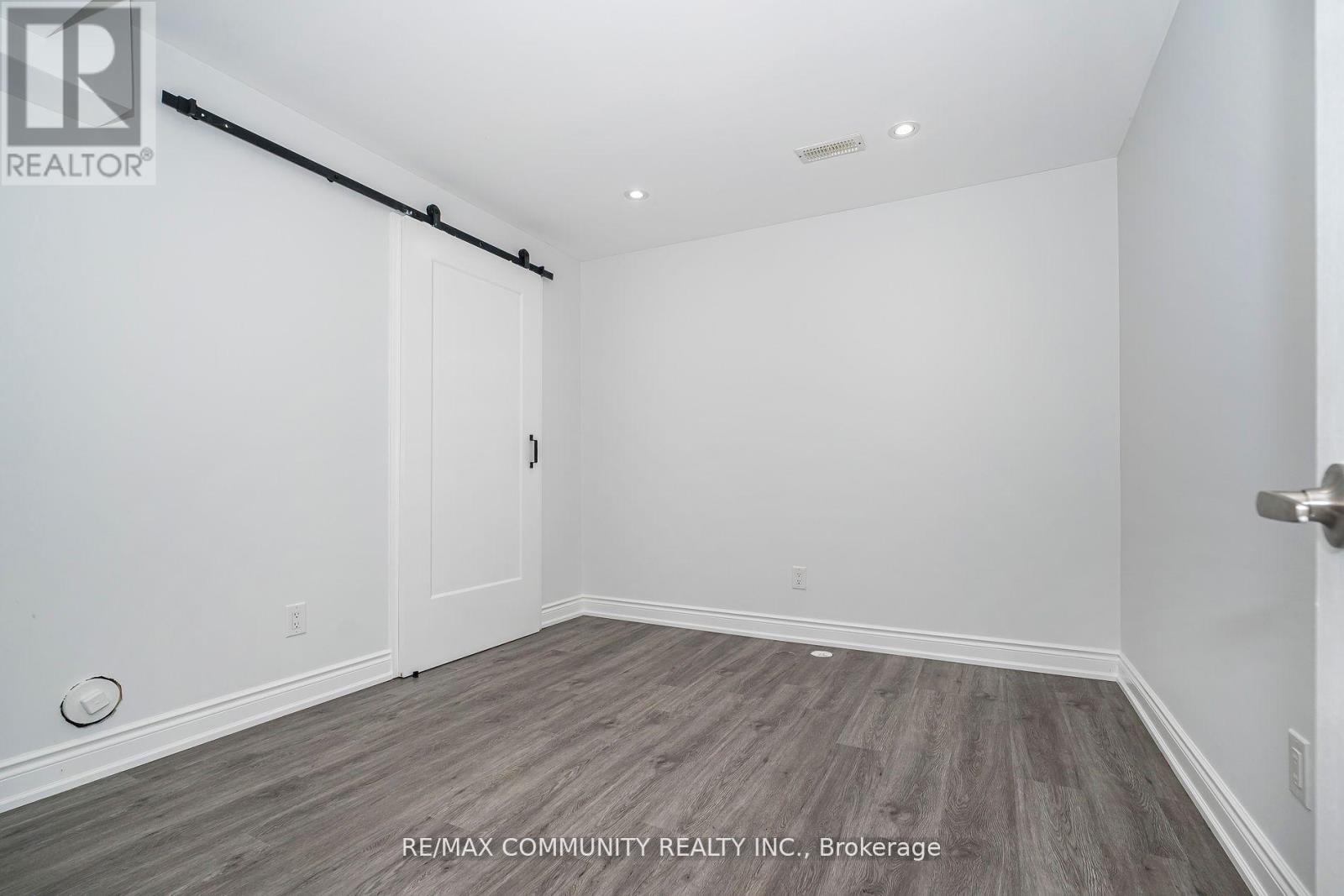 146 Wandering Glider Trail, Bradford West Gwillimbury, Ontario  L3Z 2A5 - Photo 41 - N12487128