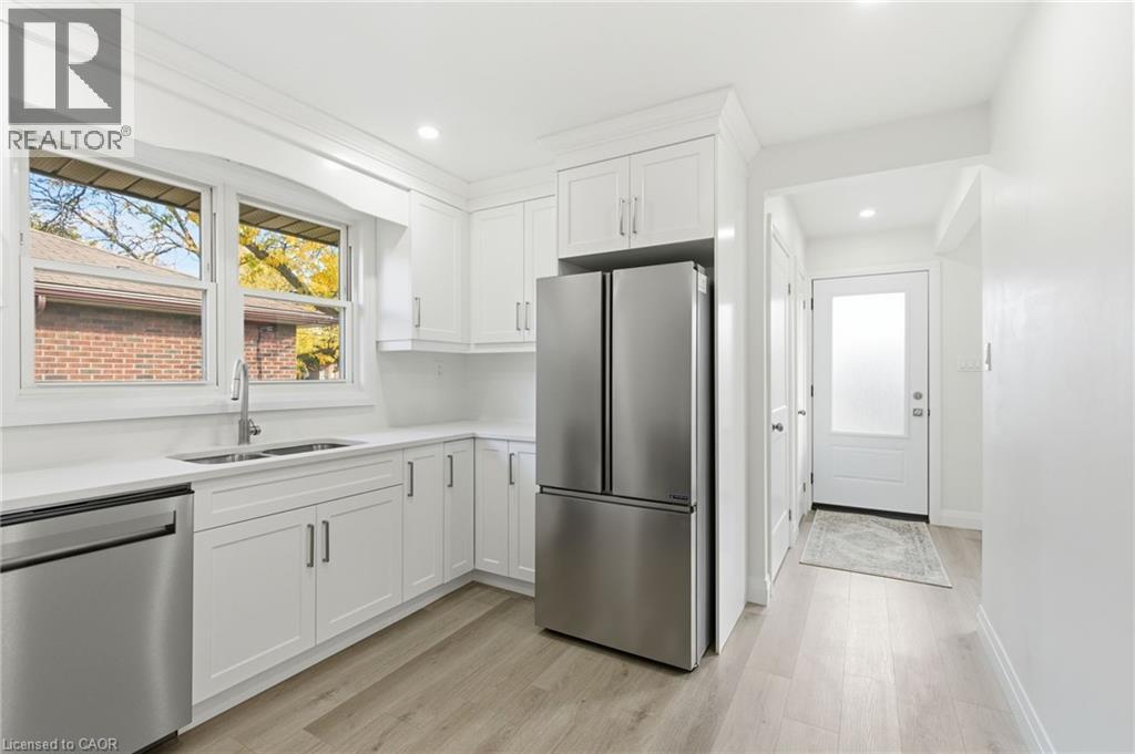 115 Mcelroy Road E, Hamilton, Ontario  L9A 1Z1 - Photo 11 - 40783929