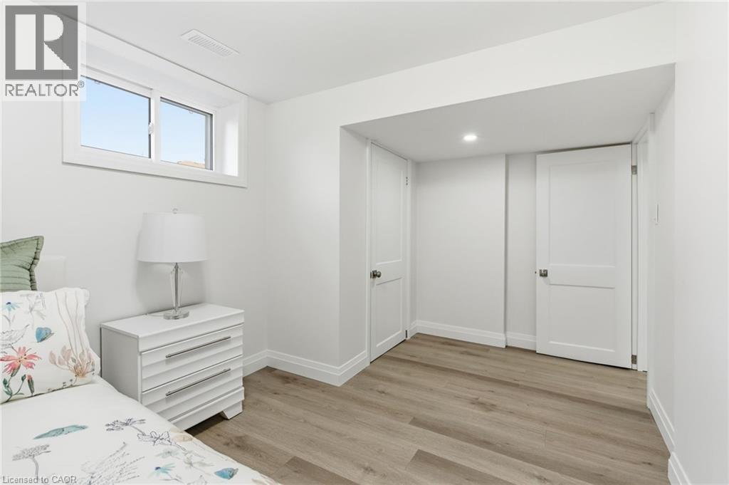 115 Mcelroy Road E, Hamilton, Ontario  L9A 1Z1 - Photo 38 - 40783929