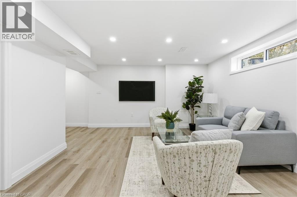 115 Mcelroy Road E, Hamilton, Ontario  L9A 1Z1 - Photo 29 - 40783929