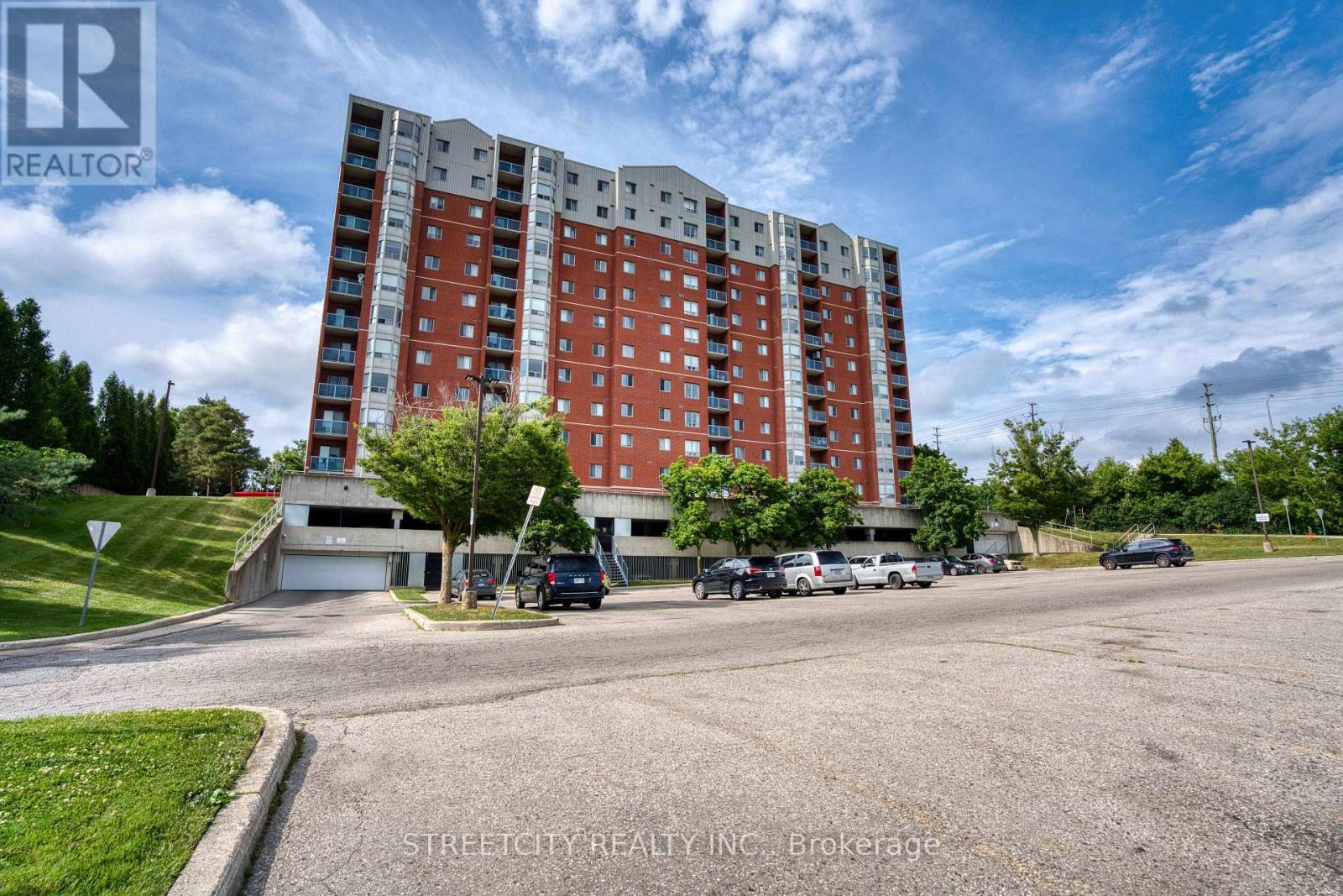 710 - 30 CHAPMAN COURT, london north (north i), Ontario