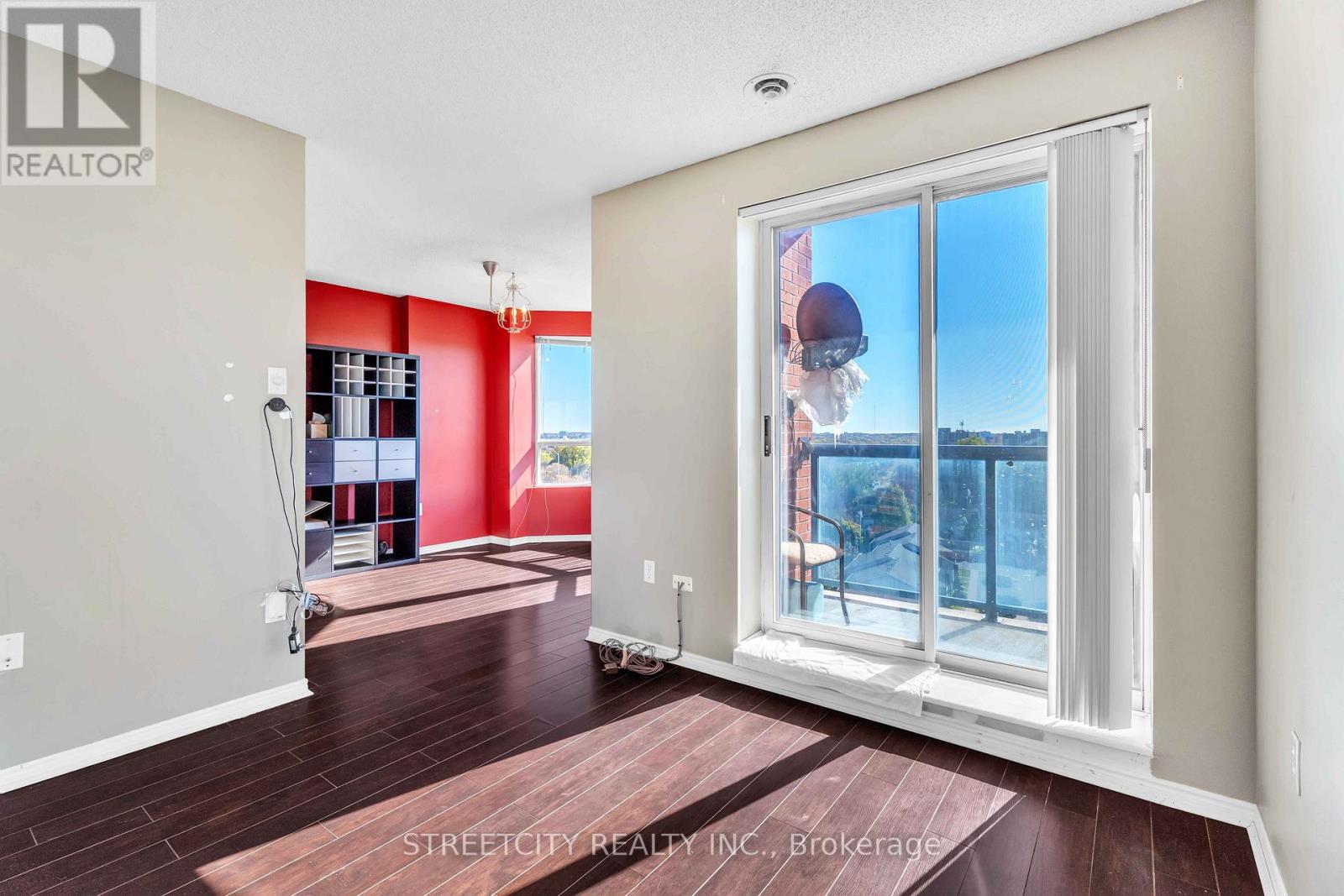 710 - 30 Chapman Court, London North (North I), Ontario  N6G 4Y4 - Photo 11 - X12487174