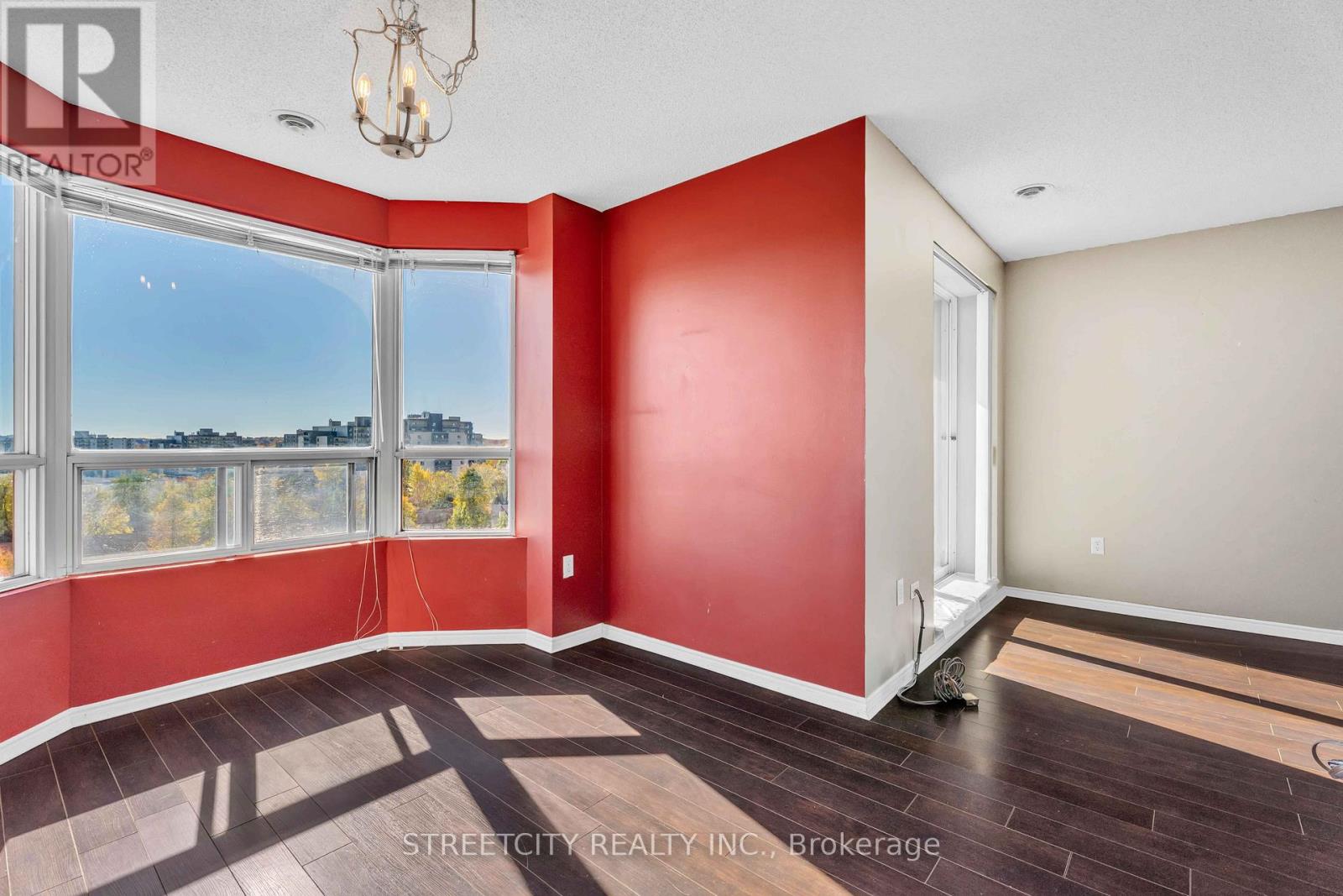 710 - 30 Chapman Court, London North (North I), Ontario  N6G 4Y4 - Photo 15 - X12487174