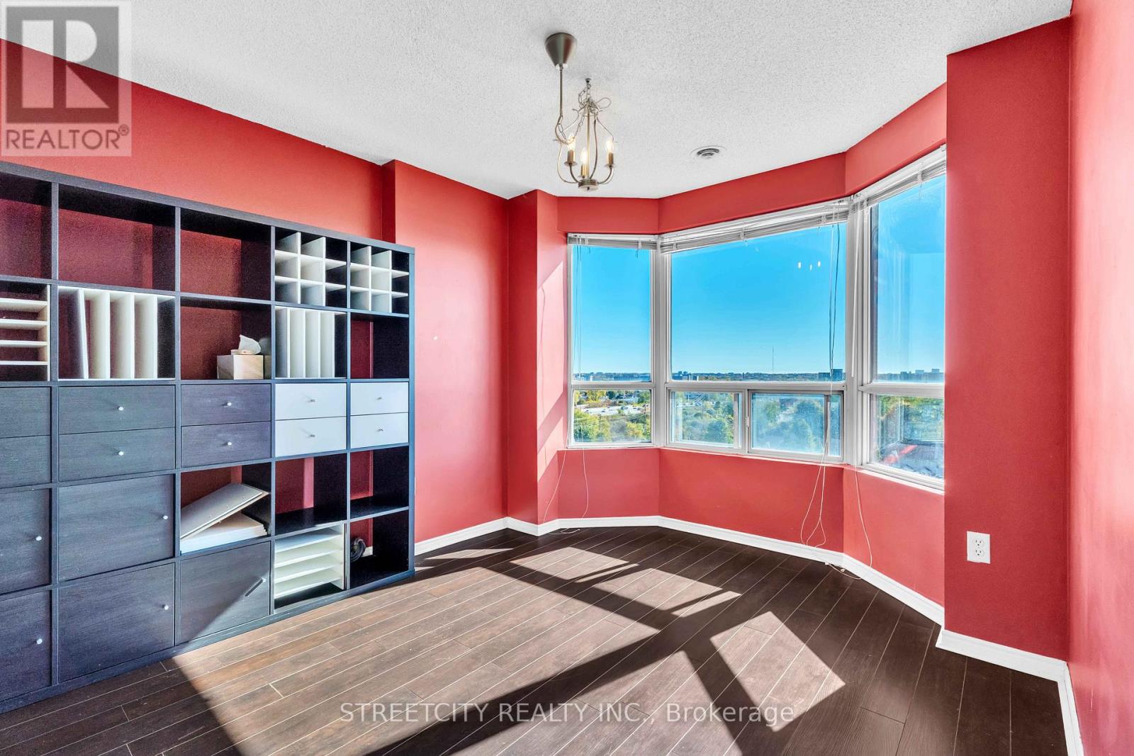 710 - 30 Chapman Court, London North (North I), Ontario  N6G 4Y4 - Photo 16 - X12487174