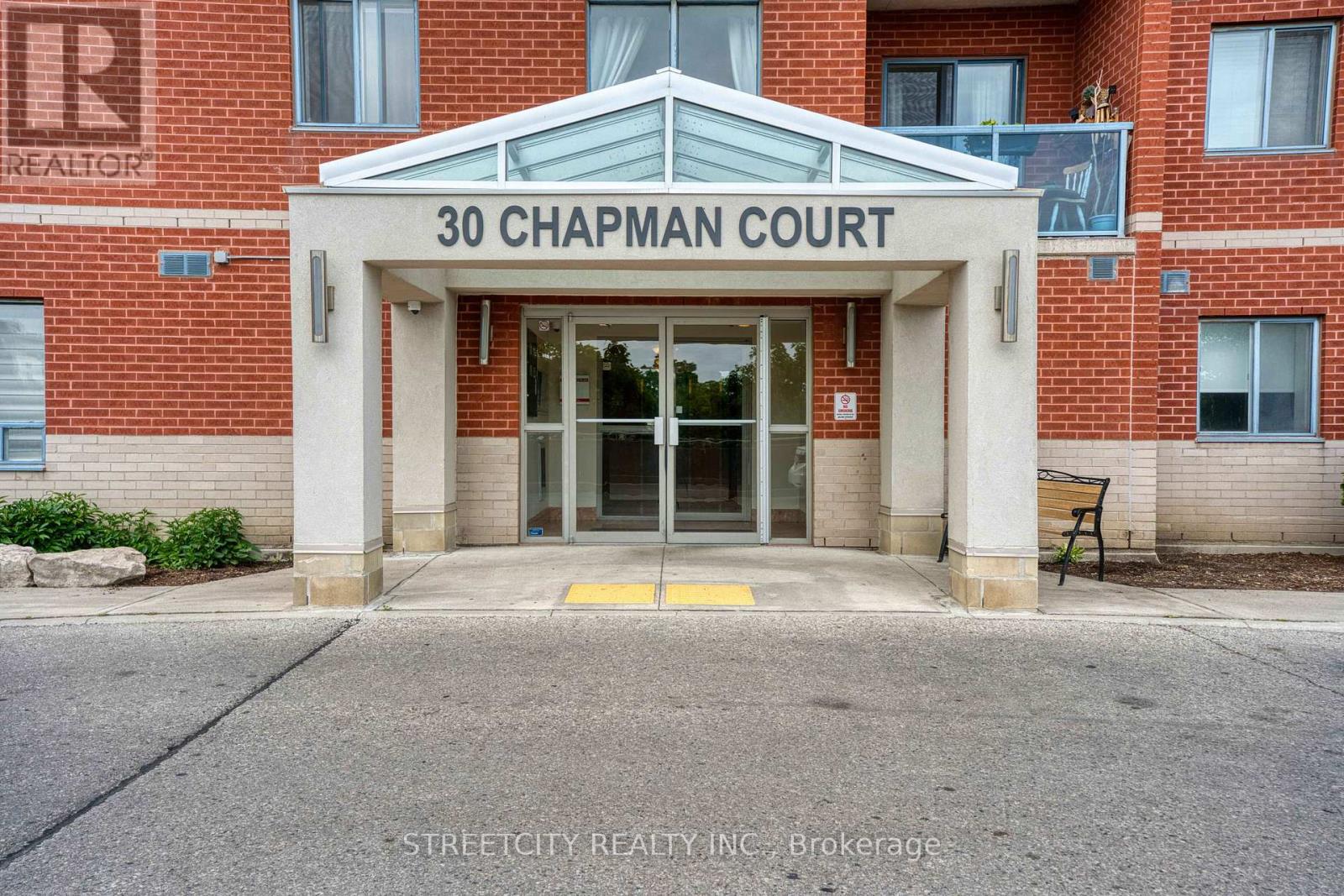 710 - 30 Chapman Court, London North (North I), Ontario  N6G 4Y4 - Photo 2 - X12487174