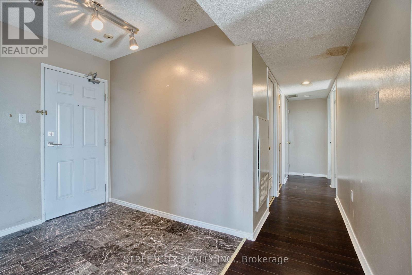 710 - 30 Chapman Court, London North (North I), Ontario  N6G 4Y4 - Photo 21 - X12487174