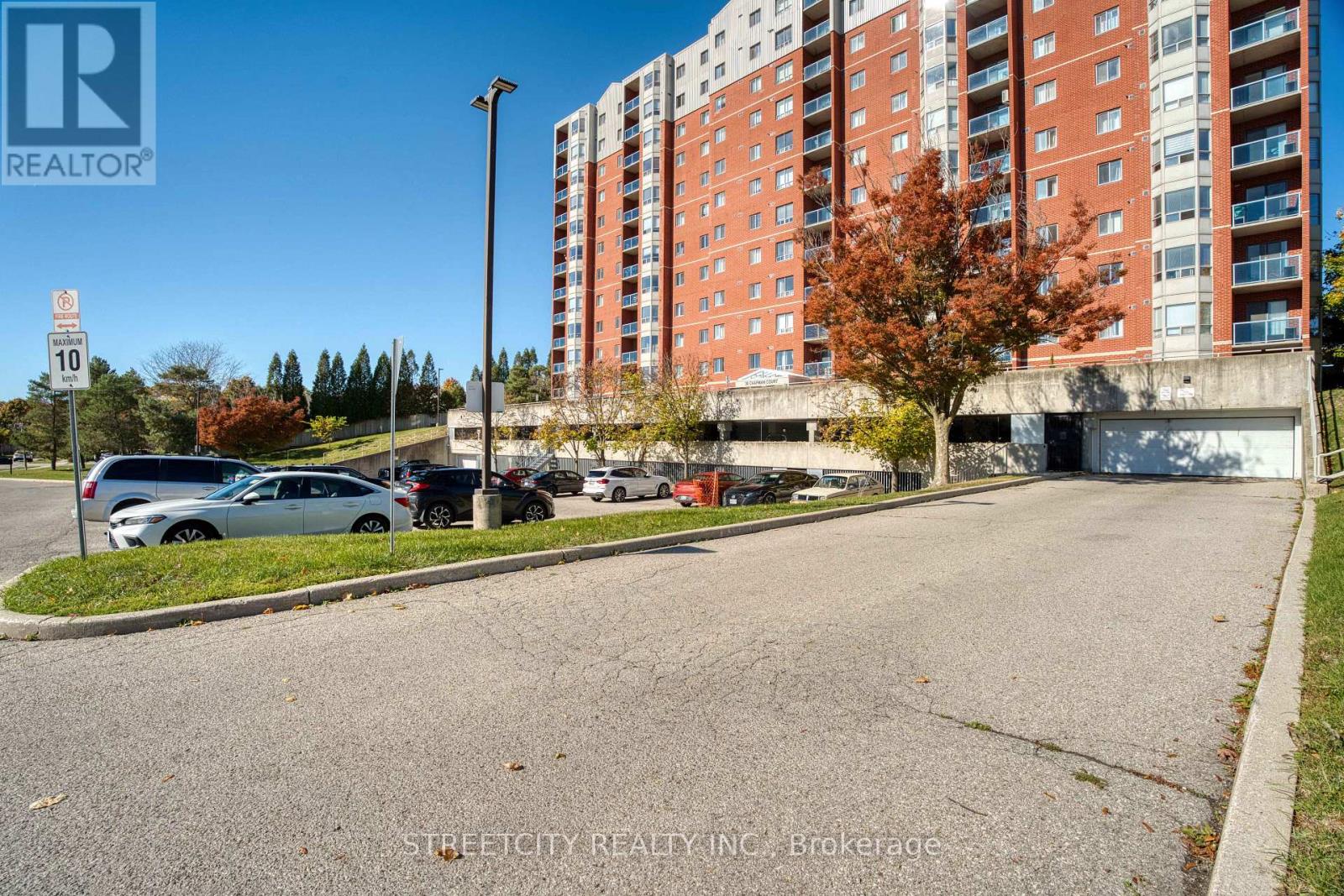 710 - 30 Chapman Court, London North (North I), Ontario  N6G 4Y4 - Photo 32 - X12487174