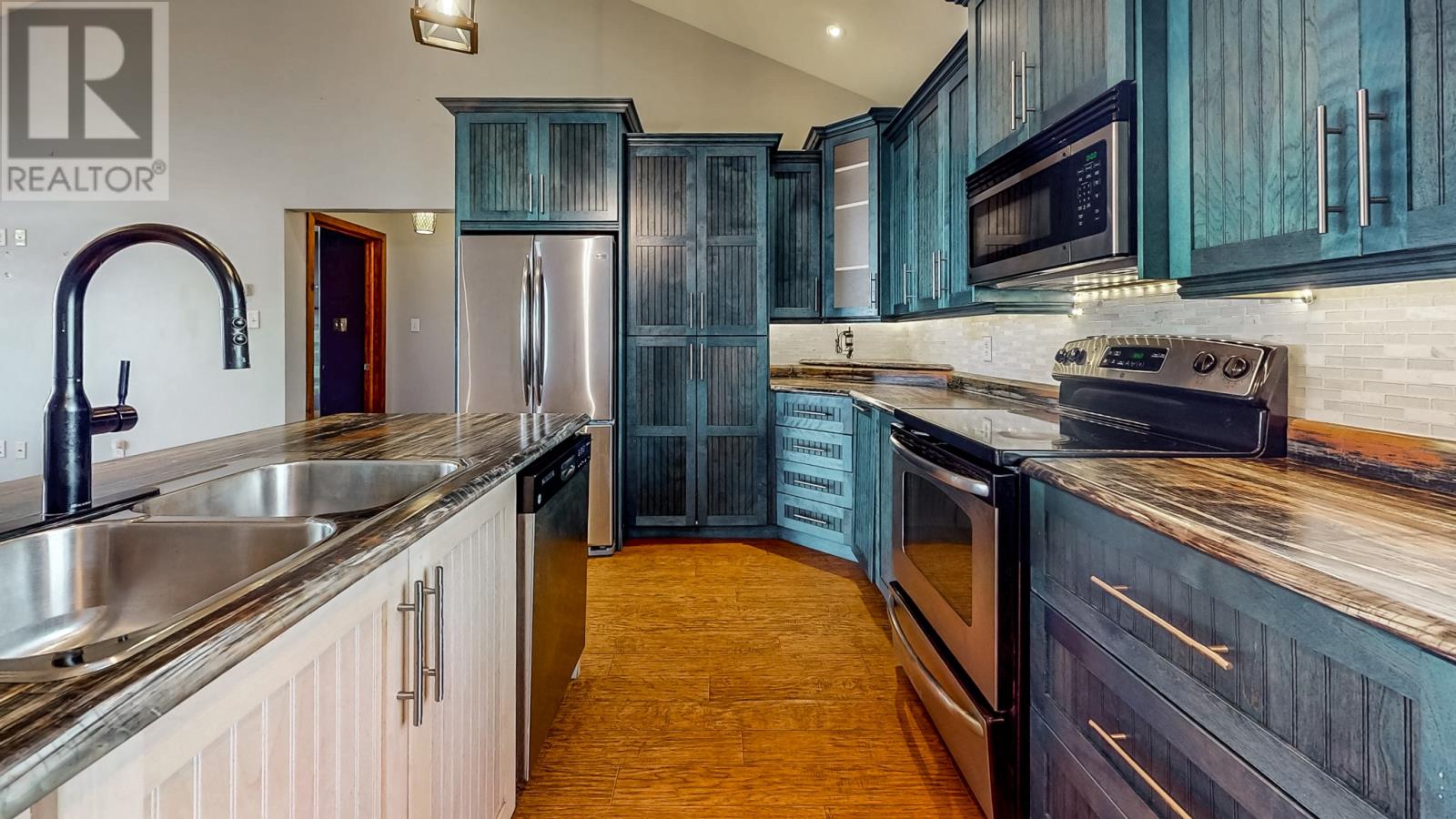 21 Bank Road, Pouch Cove, Newfoundland & Labrador  A0A 3L0 - Photo 25 - 1292074