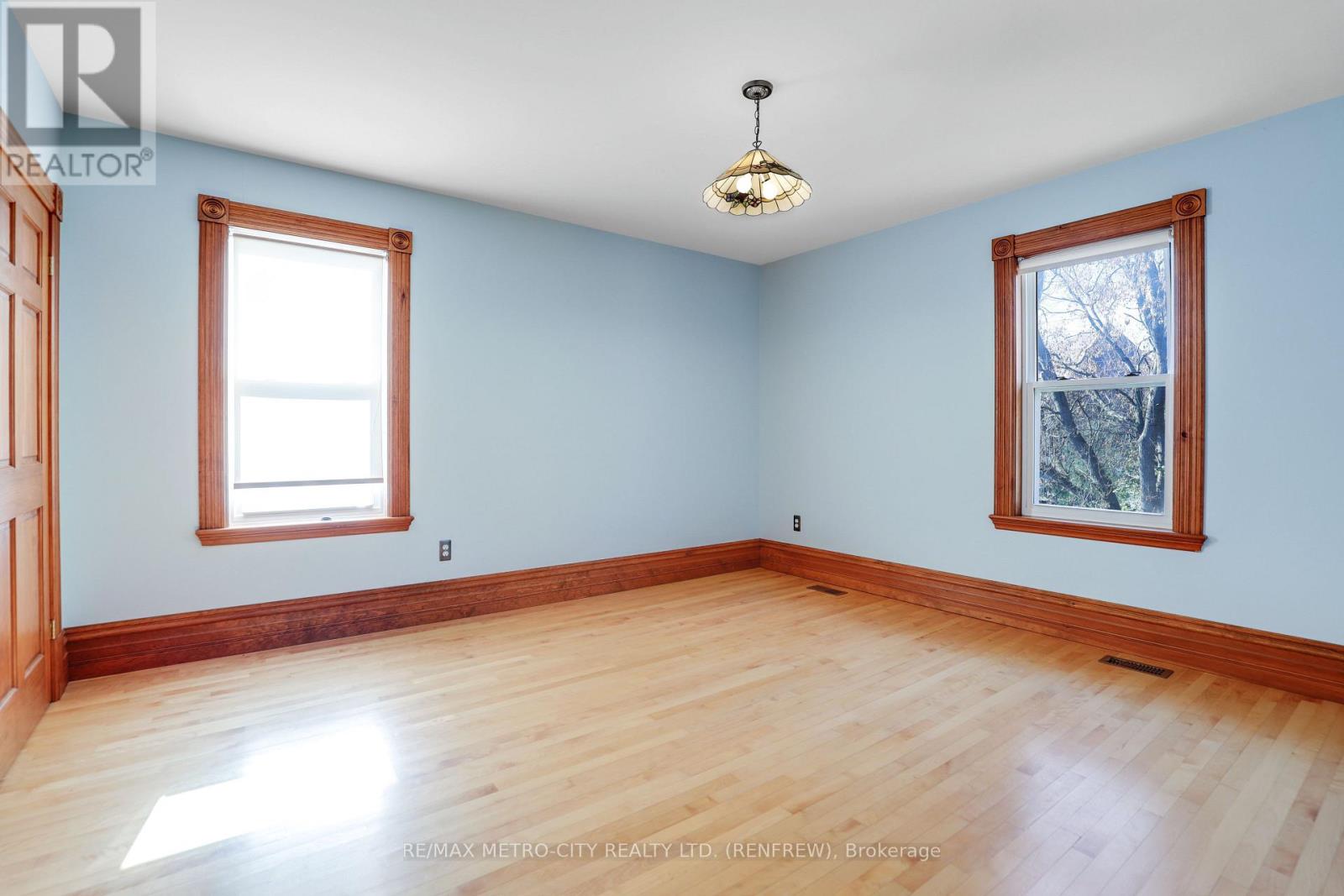 94 Argyle Street N, Renfrew, Ontario  K7V 1S9 - Photo 35 - X12487179