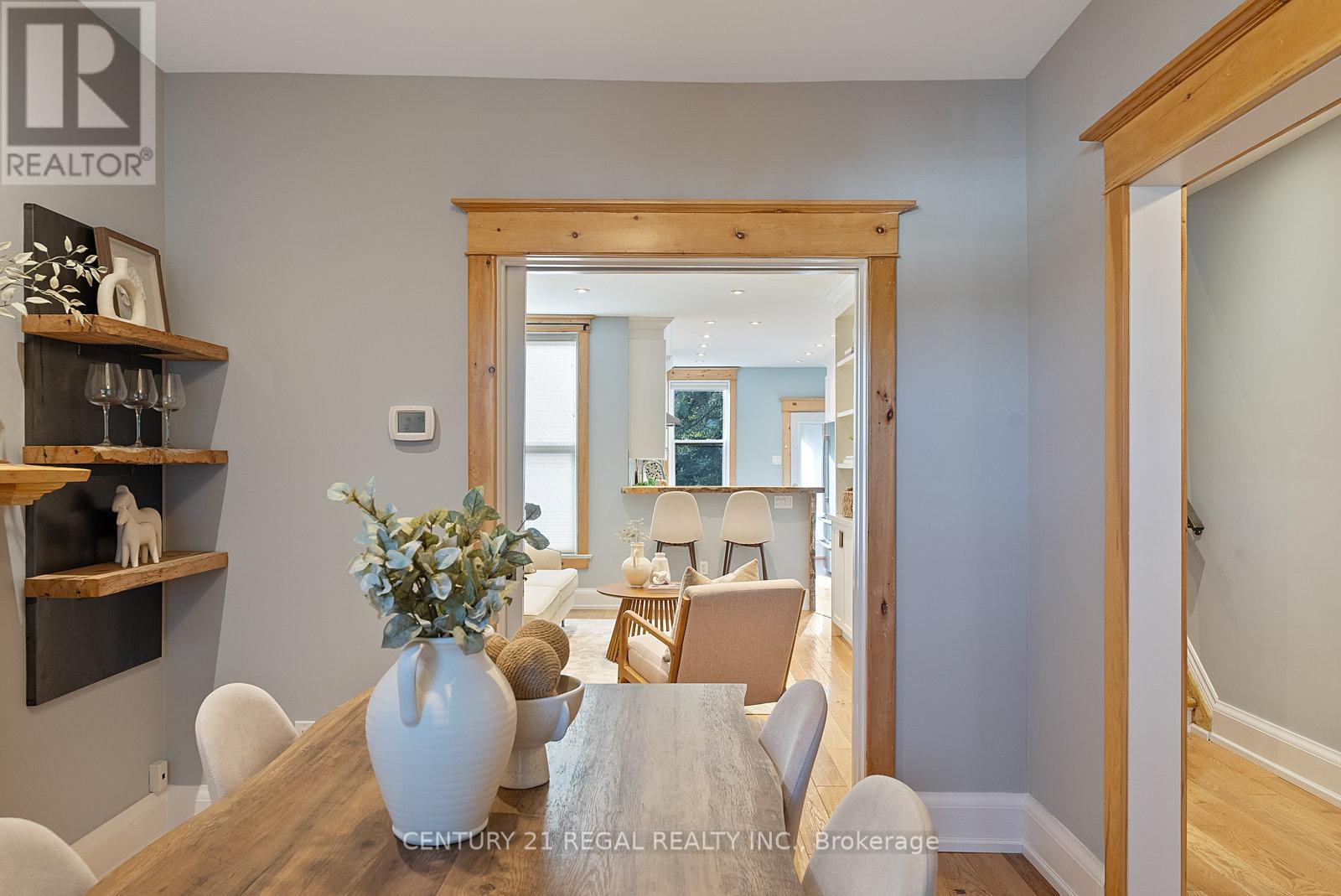 7 Wallace Avenue, Toronto, Ontario  M6H 1T4 - Photo 10 - W12487102