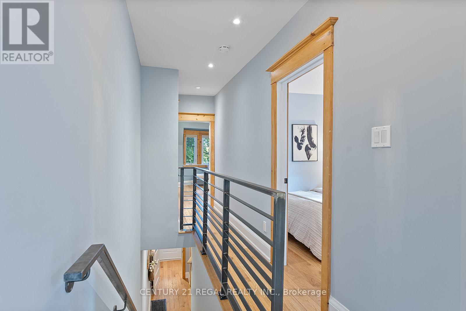 7 Wallace Avenue, Toronto, Ontario  M6H 1T4 - Photo 22 - W12487102