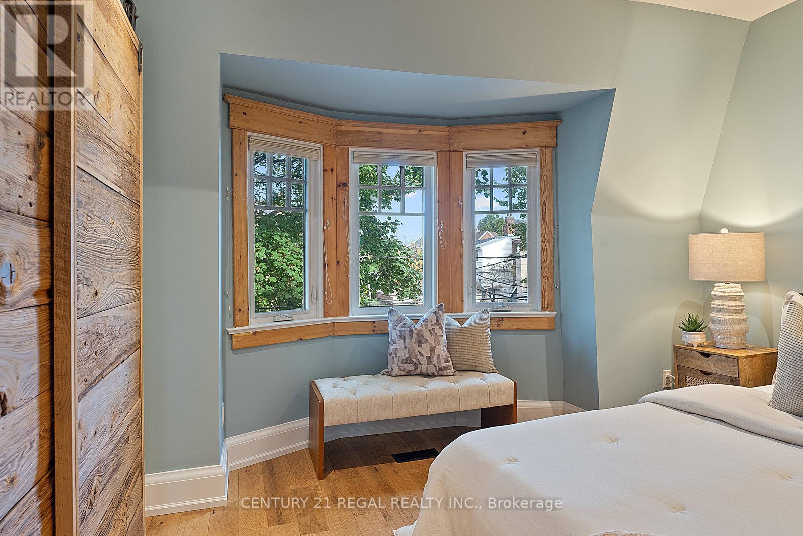 7 Wallace Avenue, Toronto, Ontario  M6H 1T4 - Photo 25 - W12487102