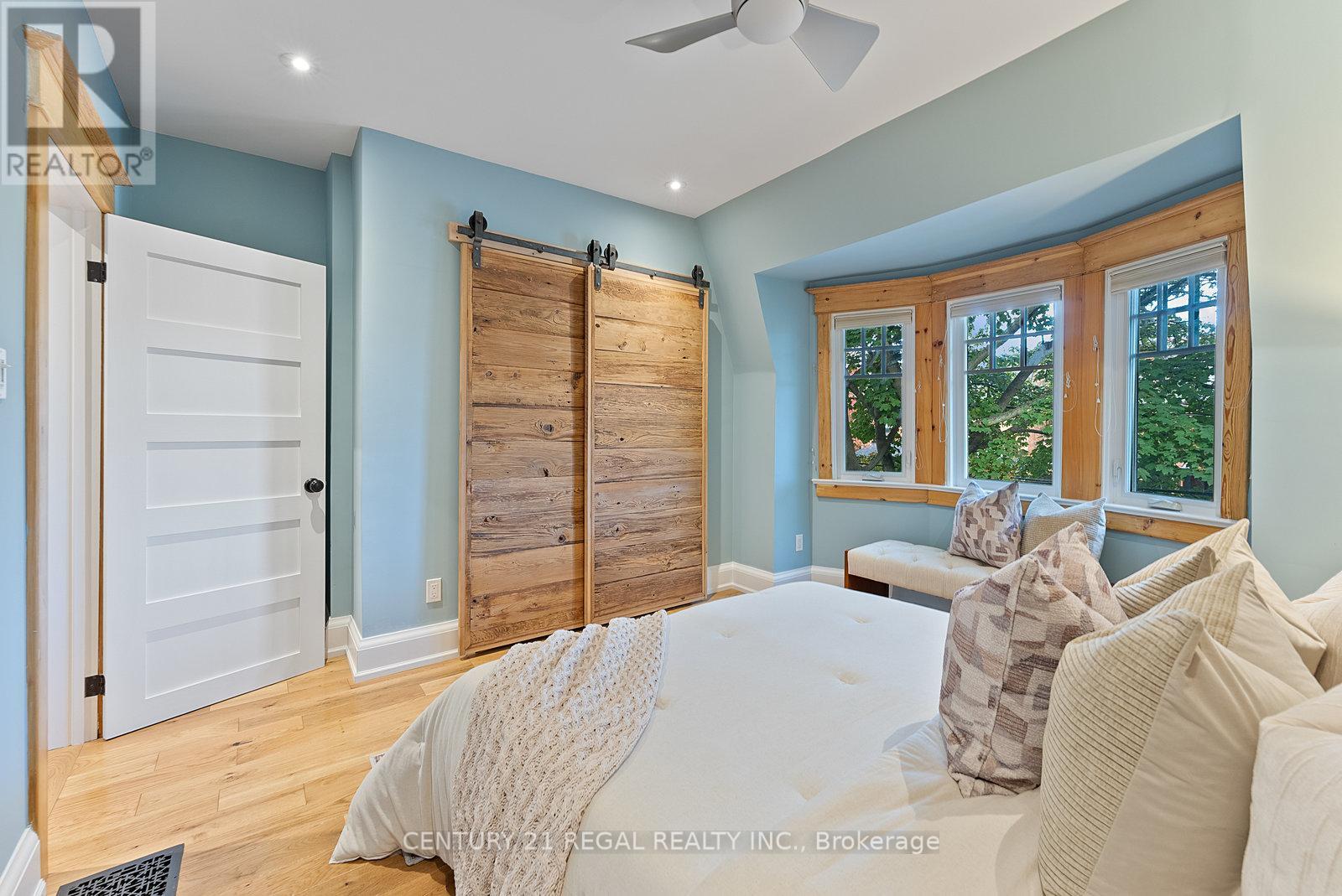 7 Wallace Avenue, Toronto, Ontario  M6H 1T4 - Photo 26 - W12487102