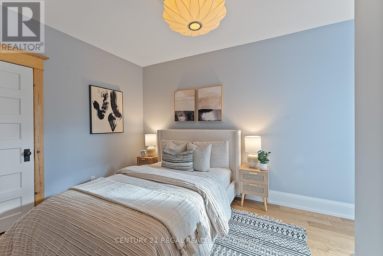 7 Wallace Avenue, Toronto, Ontario  M6H 1T4 - Photo 27 - W12487102