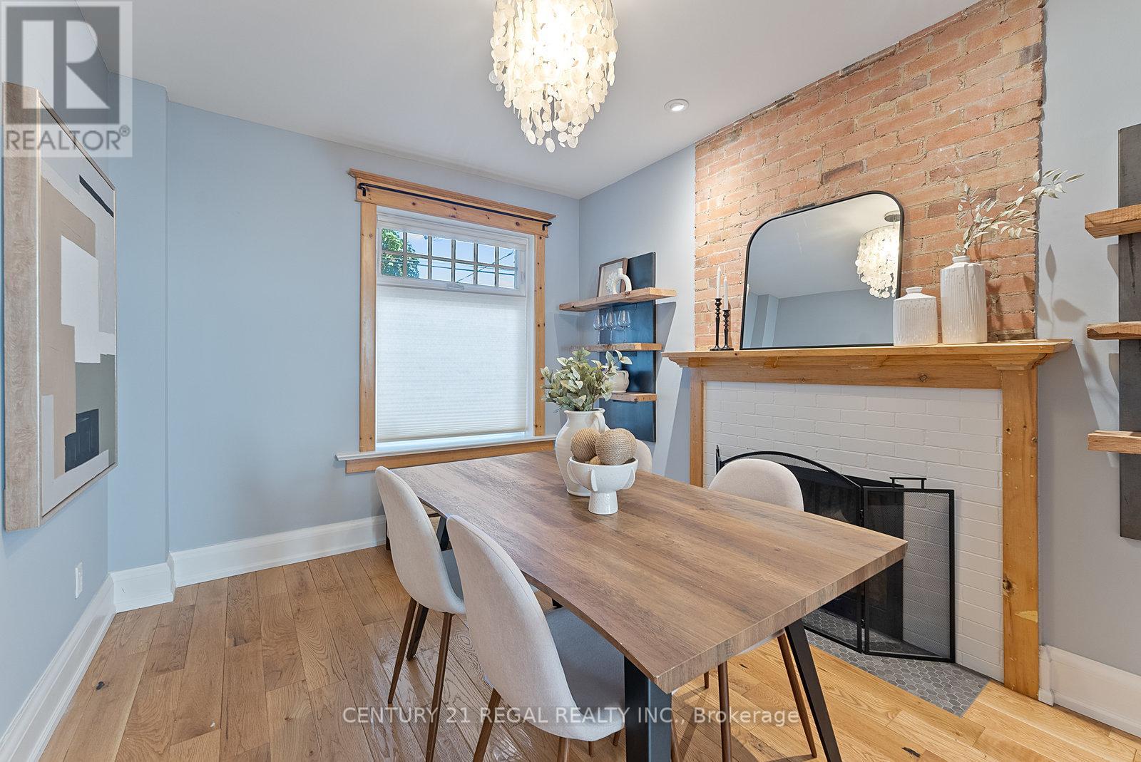 7 Wallace Avenue, Toronto, Ontario  M6H 1T4 - Photo 8 - W12487102