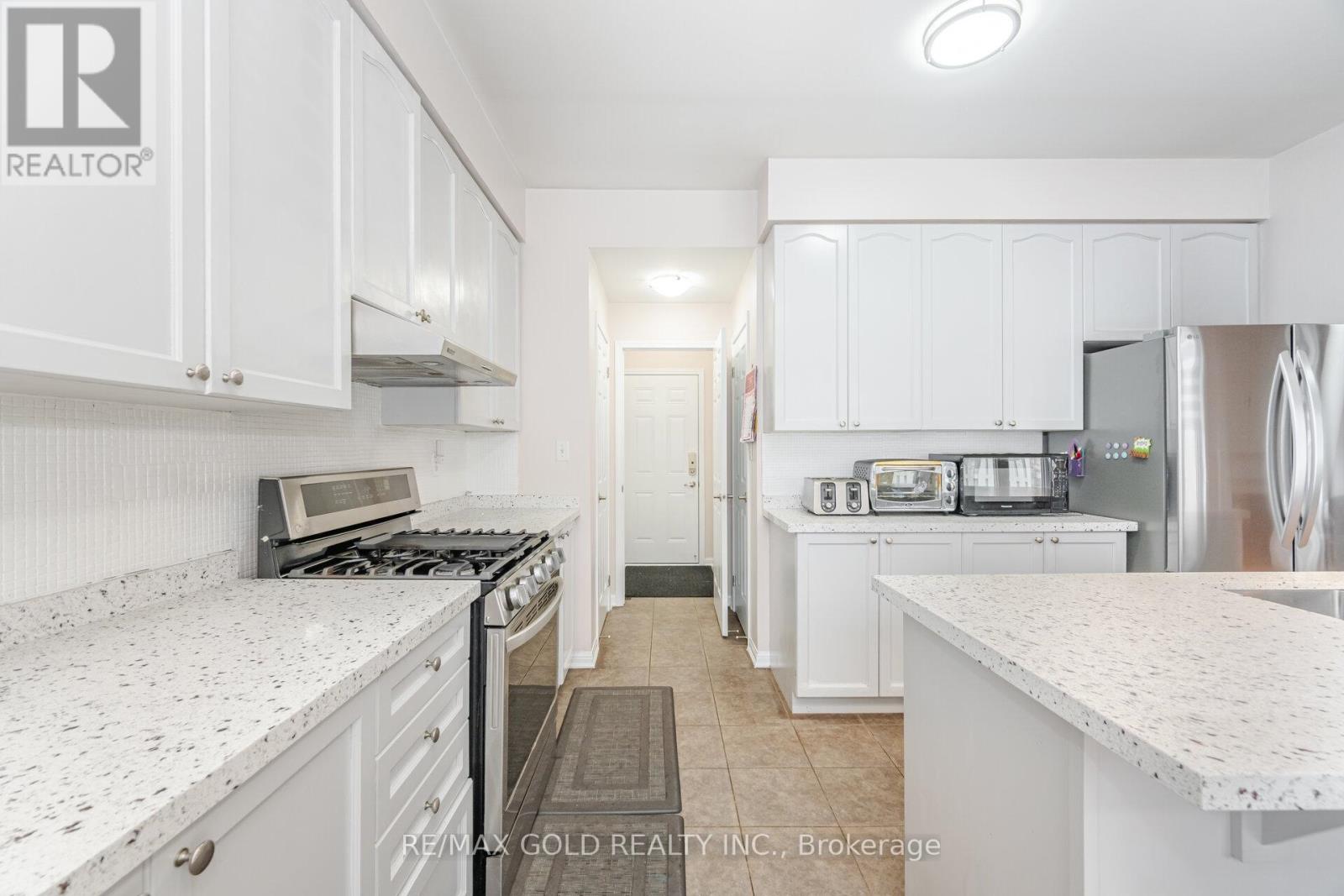 1 Restless Gate, Brampton, Ontario  L6P 3C4 - Photo 15 - W12487103