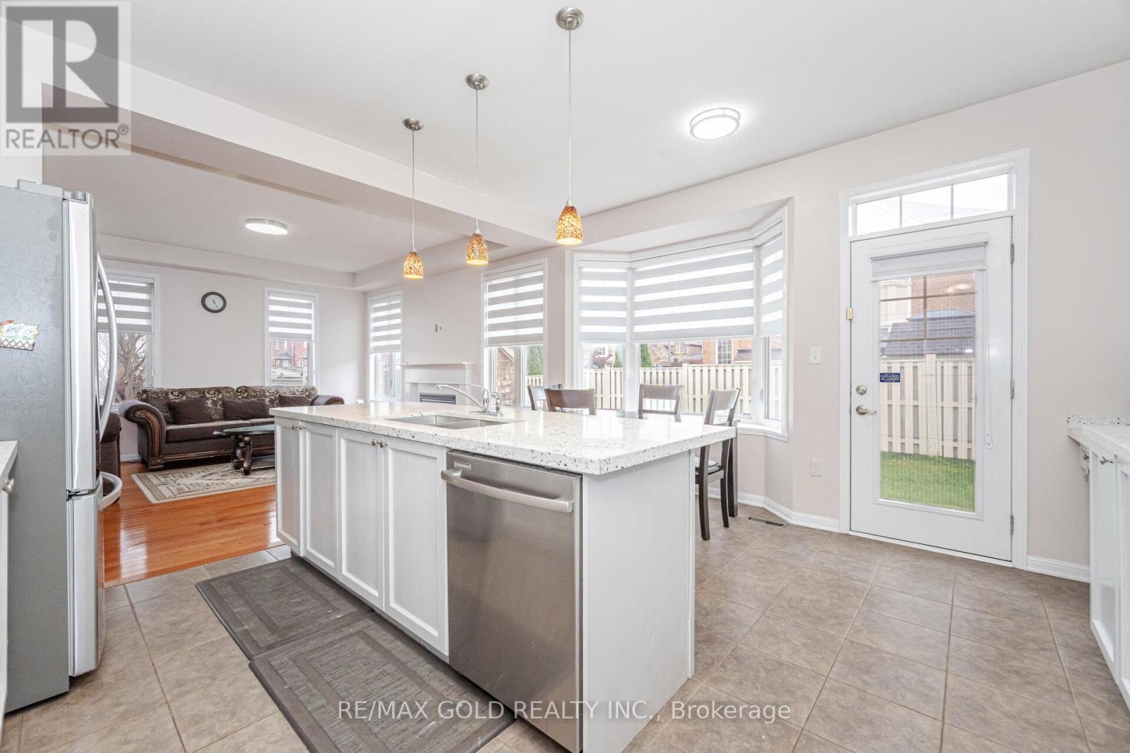 1 Restless Gate, Brampton, Ontario  L6P 3C4 - Photo 16 - W12487103