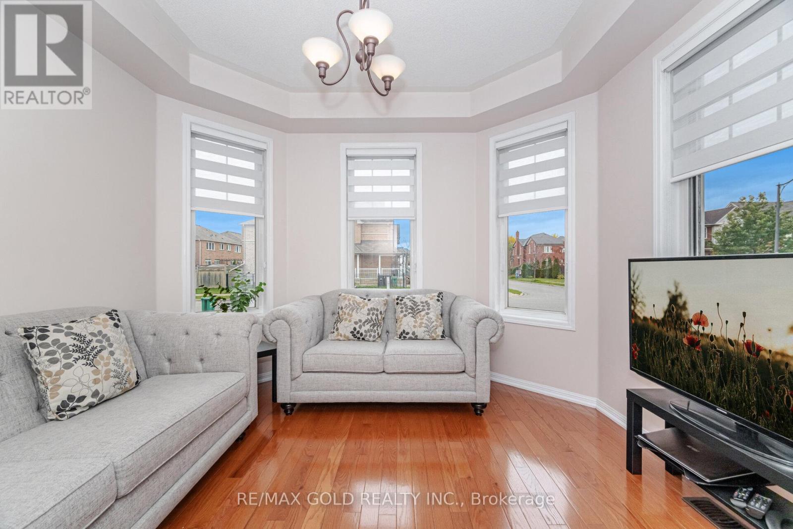 1 Restless Gate, Brampton, Ontario  L6P 3C4 - Photo 19 - W12487103